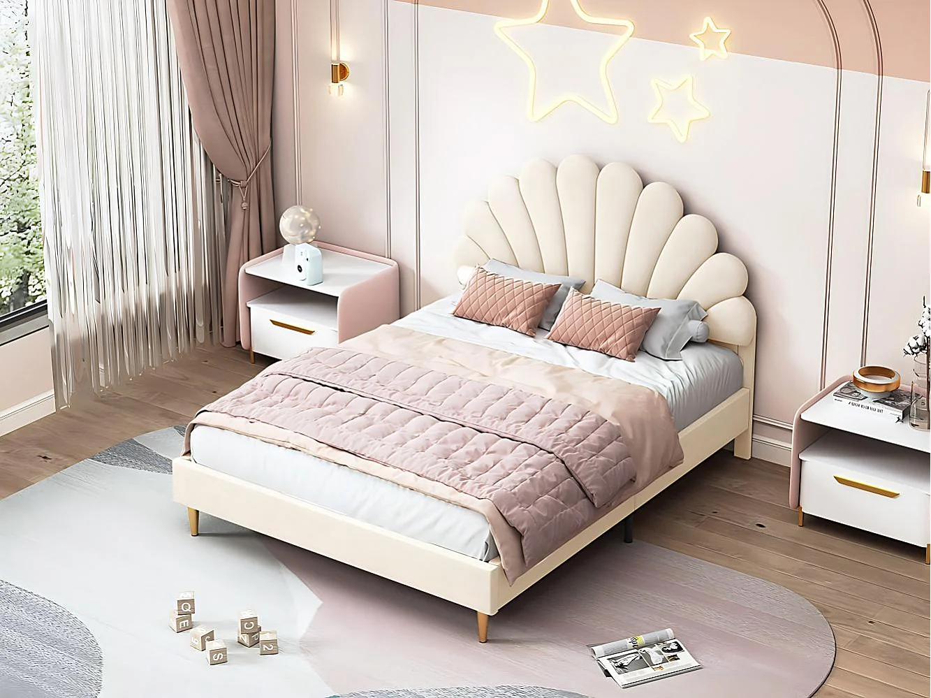 Lit rembourré velours beige tête de lit coquillage, lit double design chic, style moderne pieds dorés