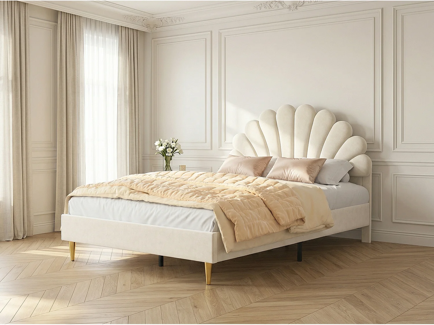 Lit rembourré velours beige tête de lit coquillage, lit double design chic, style moderne pieds dorés