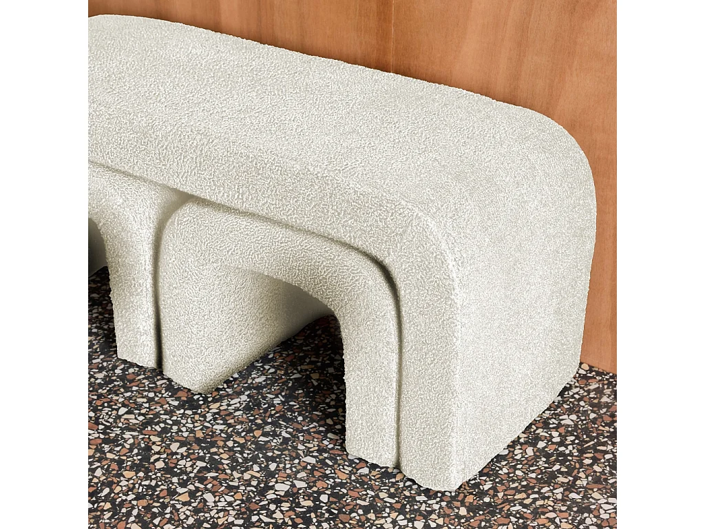 Banco y taburetes nido en borreguito blanco