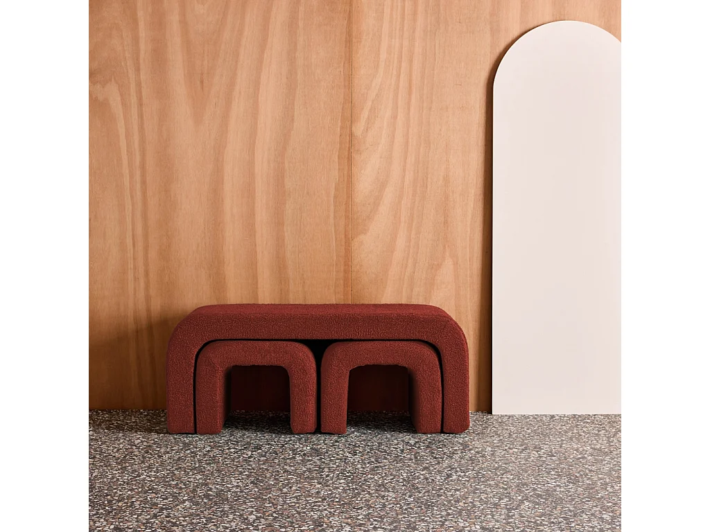 Banco y taburetes nido en borreguito terracota