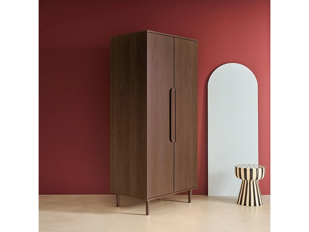 Armadio guardaroba effetto legno 2 ante, ripiani e appendiabiti, noce
