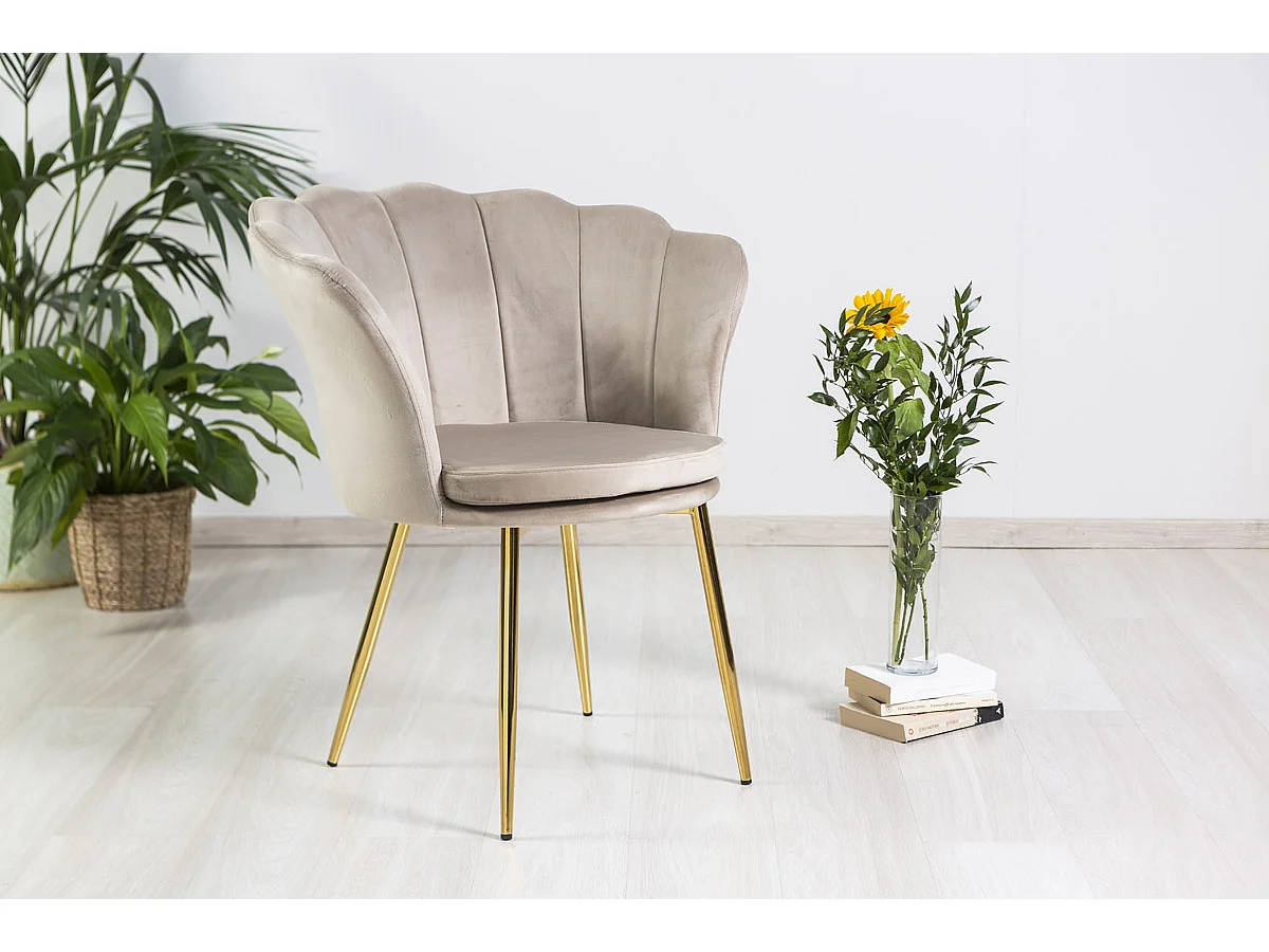 Fauteuil en velours d’intérieur en forme de coquillage,design raffiné et élégant,avec pieds en métal,idéal pour la chambre ou le salon–Shelly–Beige/Or