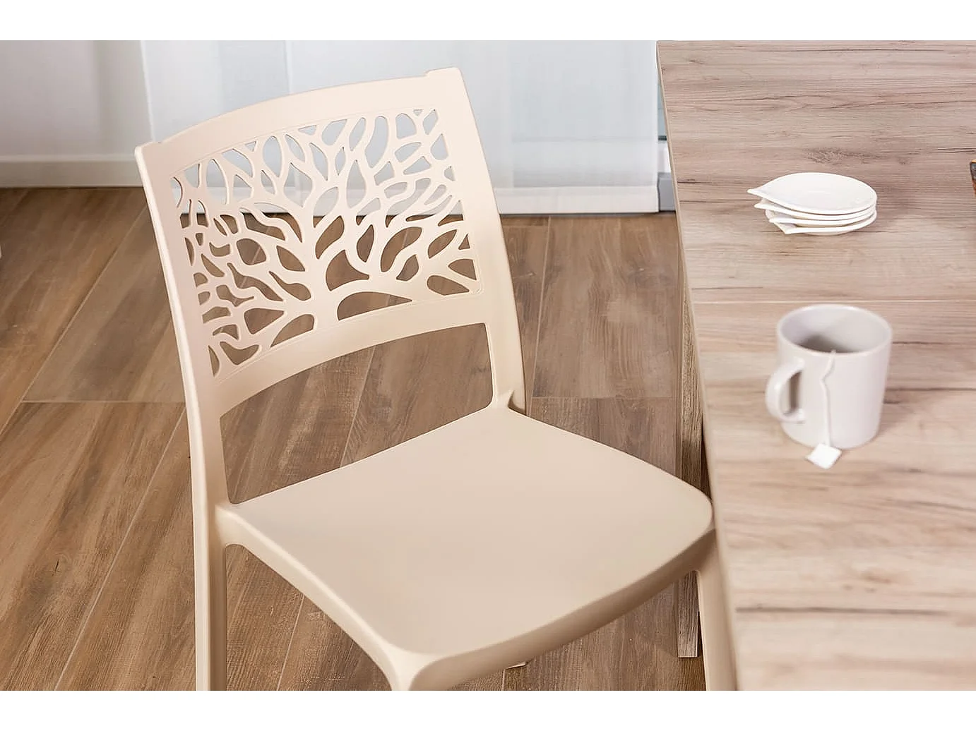Lot de 6 chaises en polypropylène renforcé de fibre de verre empilables pour extérieur et jardin, bar, restaurant, cuisine design moderne - Flora - Crème