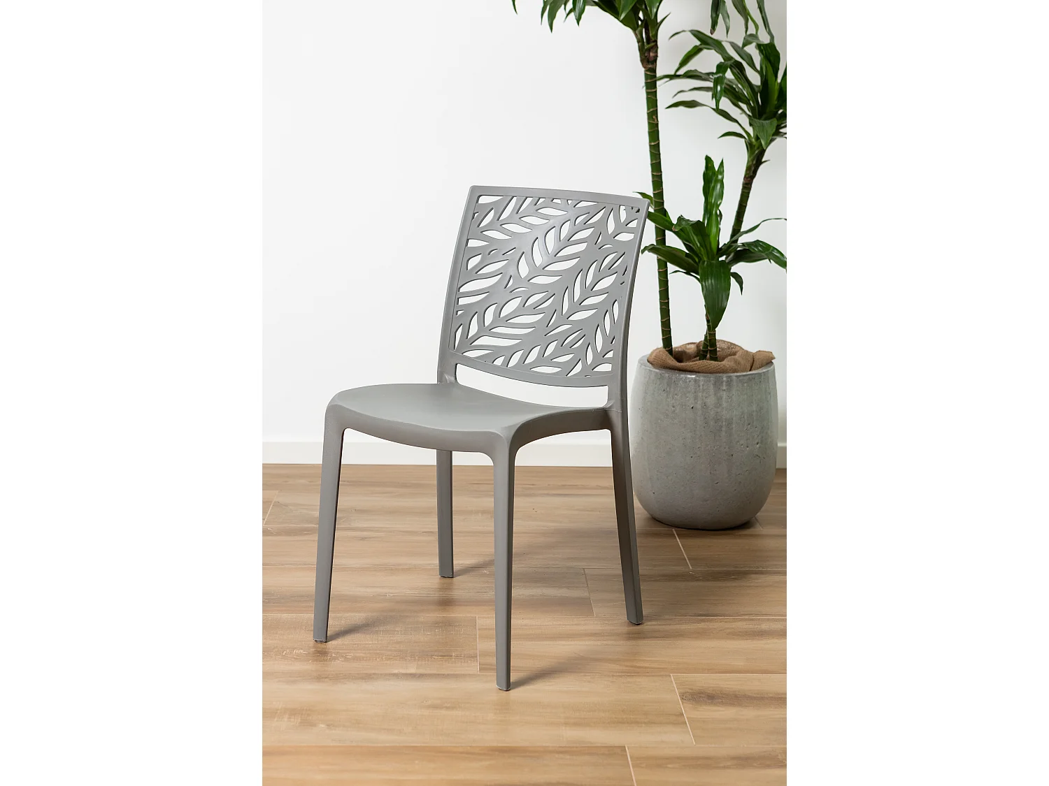 Lot de 4 chaises en polypropylène renforcé de fibre de verre empilables pour extérieur et jardin, bar, restaurant, cuisine design moderne - Dafne - Gris clair