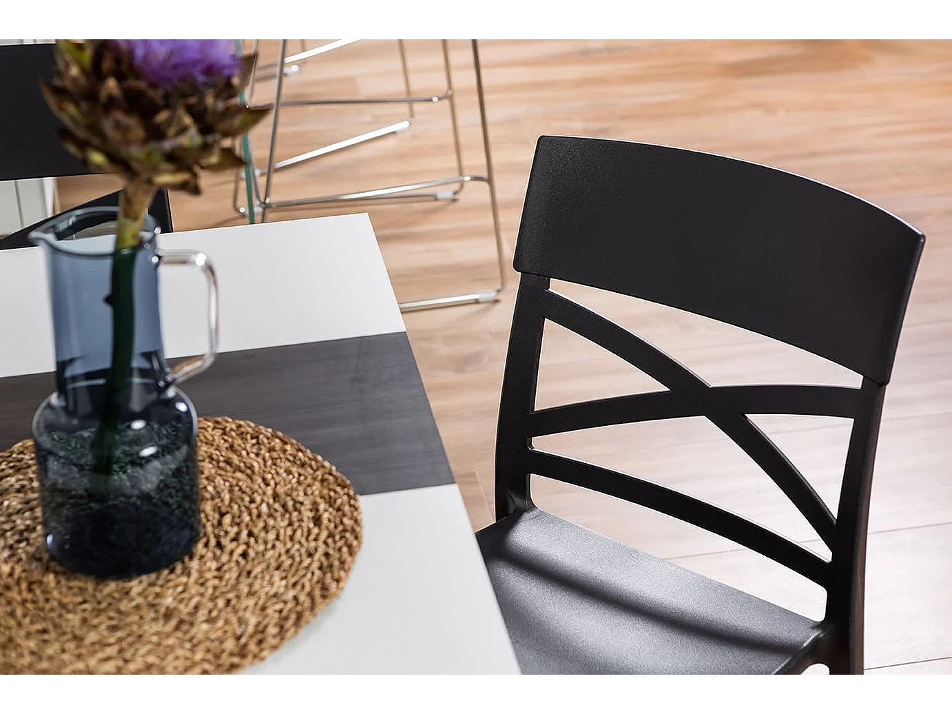 Lot de 6 chaises en polypropylène renforcé de fibre de verre empilables pour extérieur et jardin, bar, restaurant, cuisine design moderne - Martina - Noir