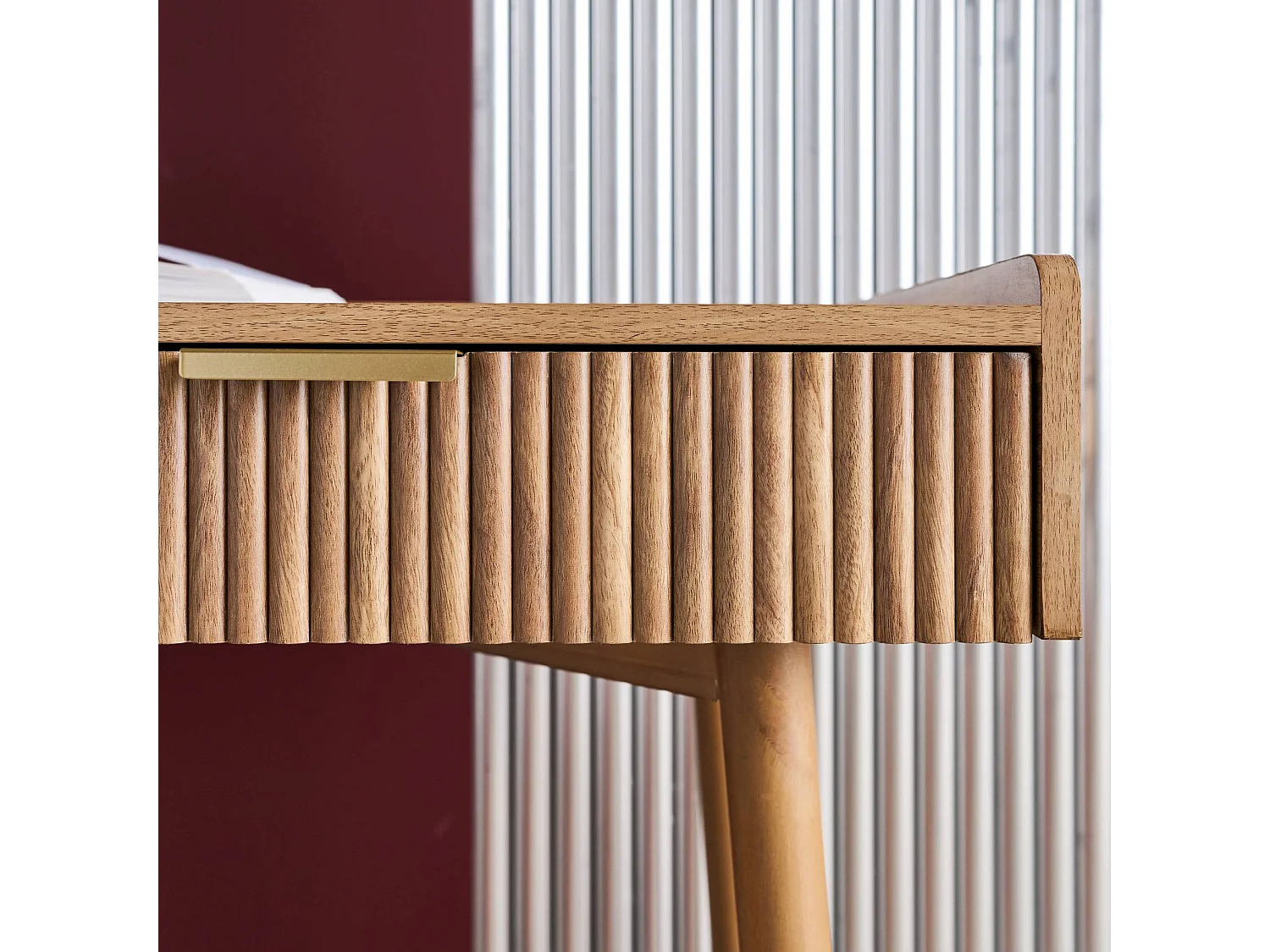 Bureau décor bois de manguier rainuré 2 tiroirs - 110 x 55 x 79.5 cm - Celian