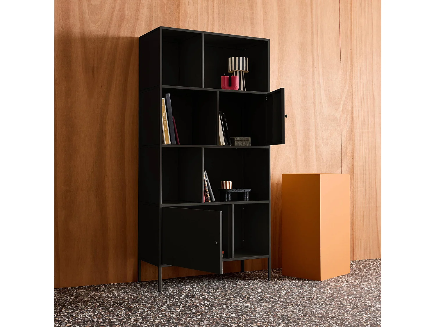 Buffet. meuble de rangement industriel métal noir 8 compartiments. L 80 x P 35 x H 160.5cm - Oklahoma