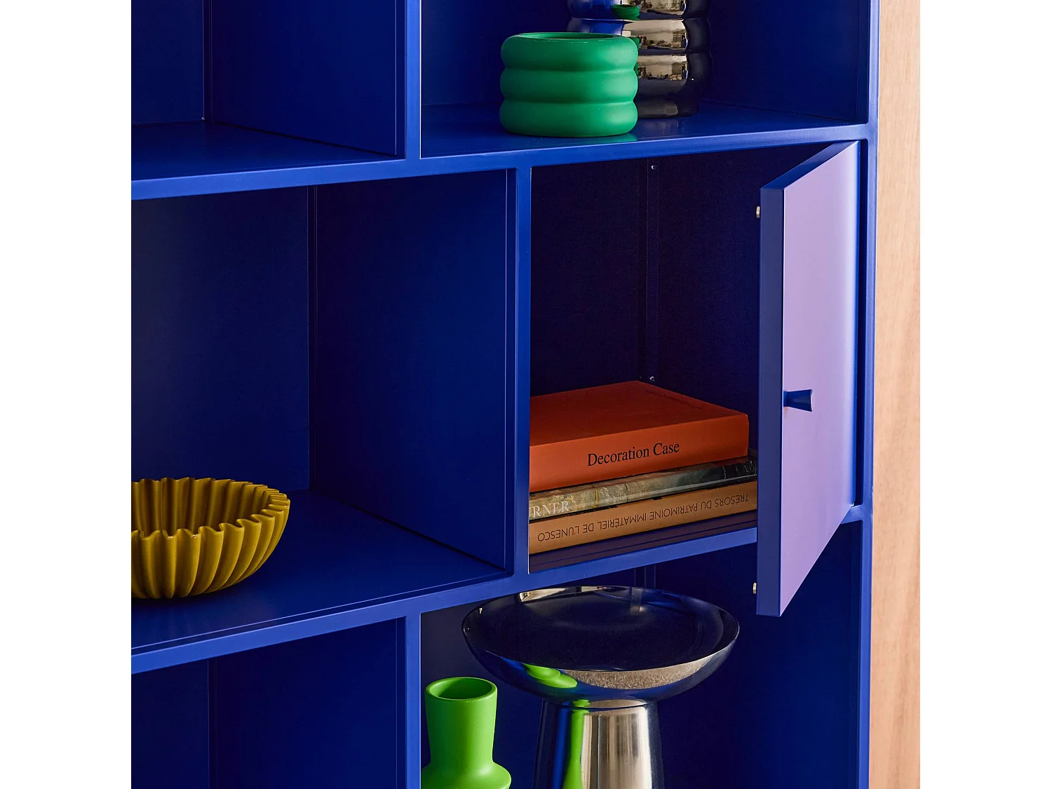 Buffet. meuble de rangement industriel métal bleu 8 compartiments. L 80 x P 35 x H 160.5cm - Oklahoma