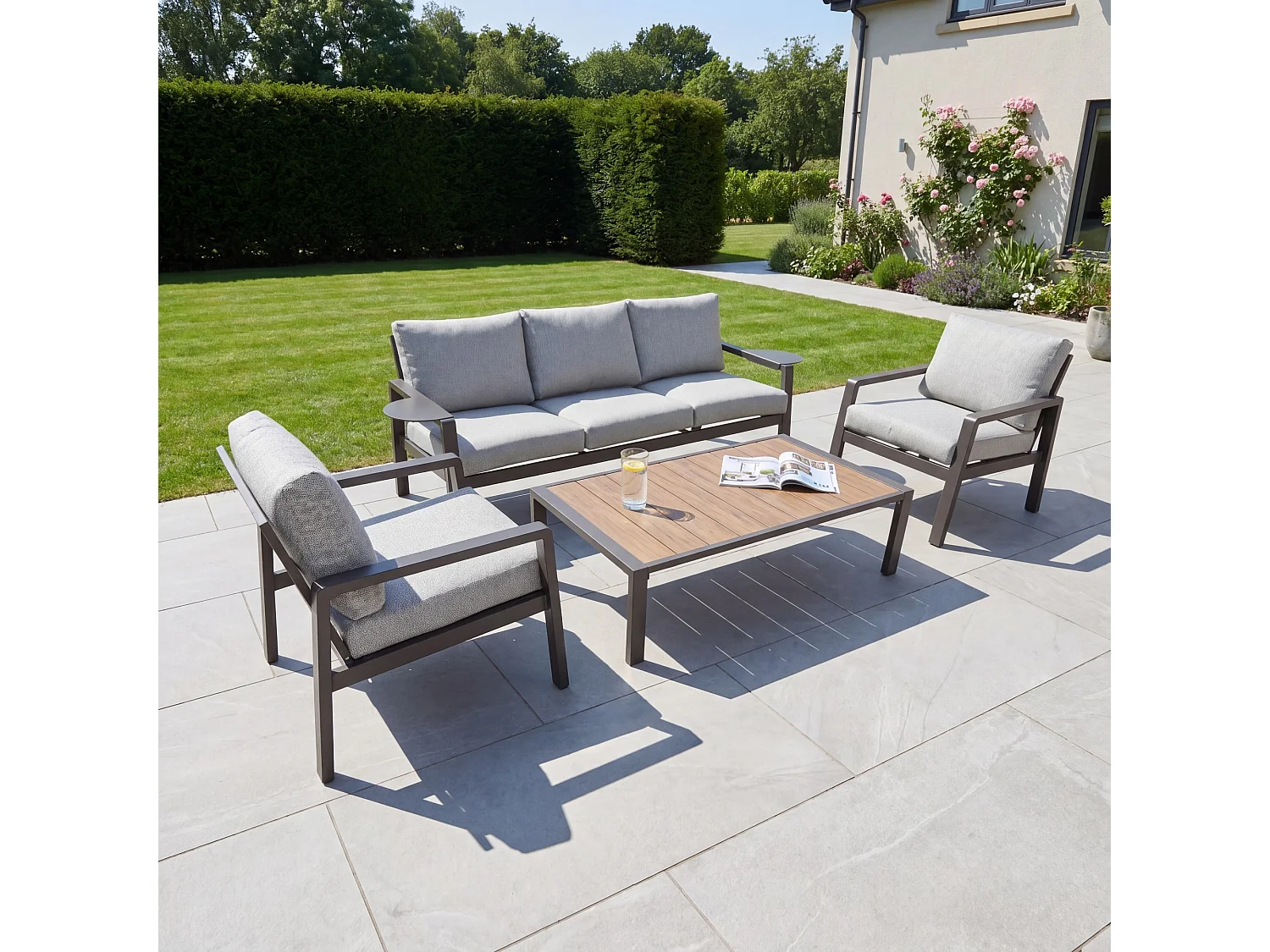 Lesina 4 Seat Outdoor Patio Conversation Set