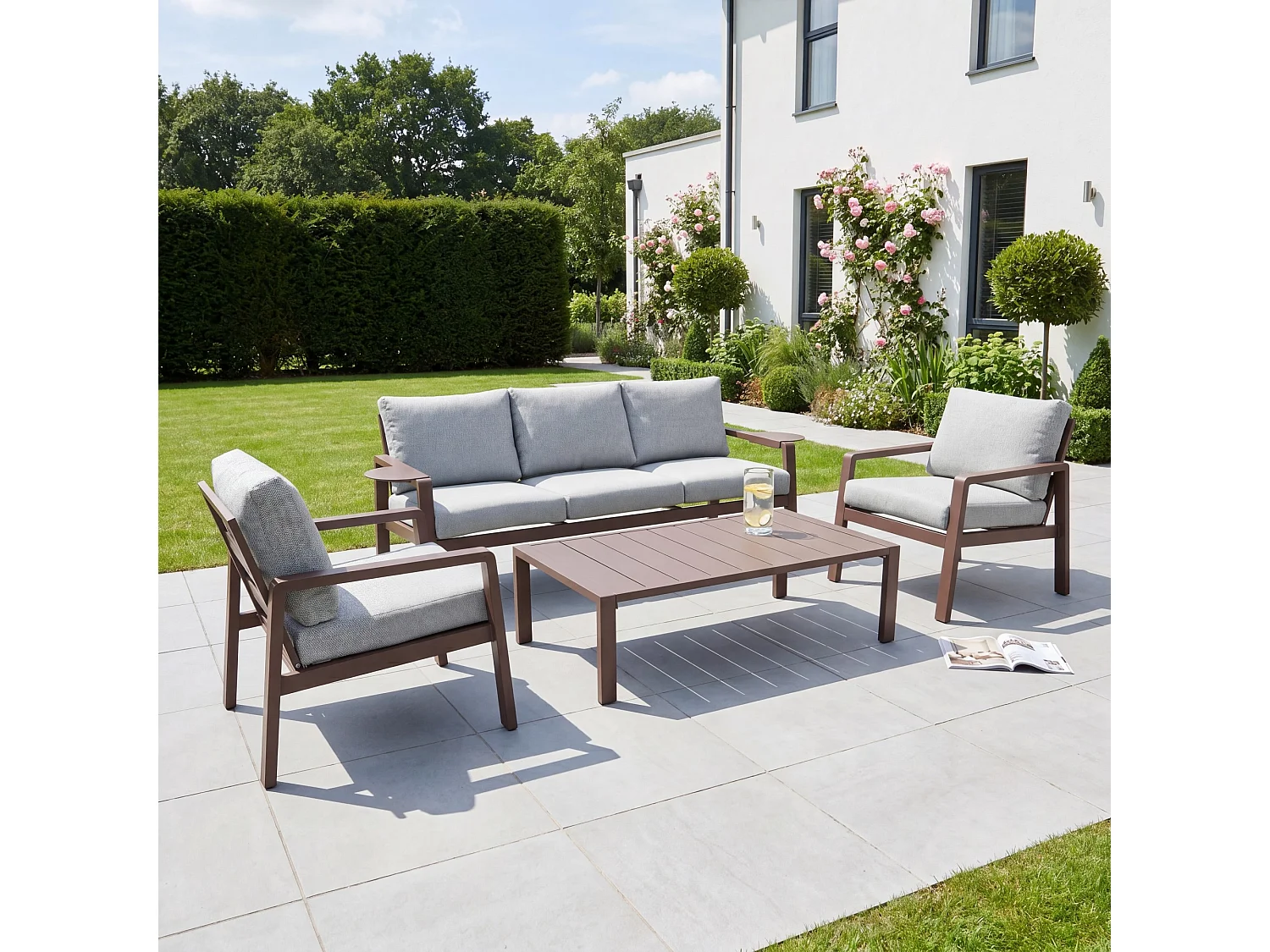 Lesina 4 Seat Outdoor Patio Conversation Set