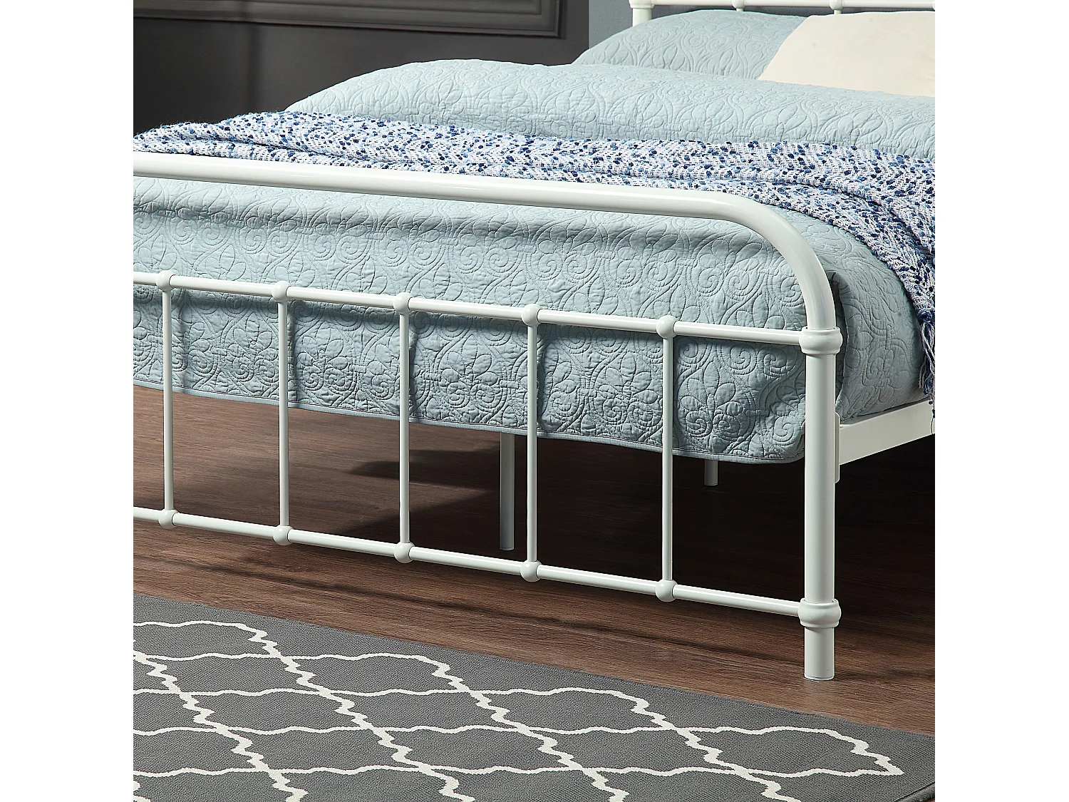 Tewin Vintage Hospital Style Metal Bed Frame w 25cm Deep Pocket Memory Foam Mattress