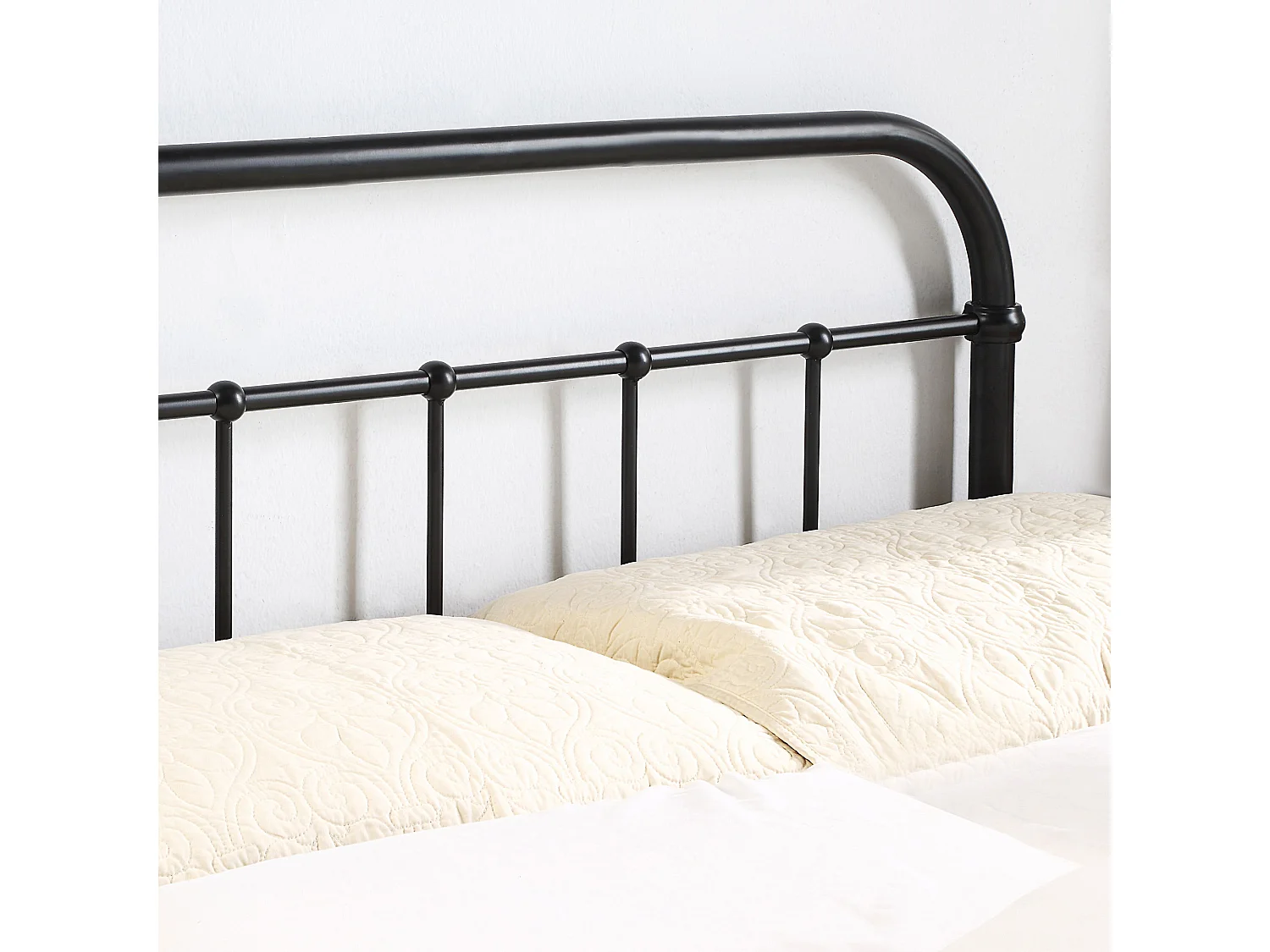 Tewin Vintage Hospital Style Metal Bed Frame w 25cm Deep Pocket Memory Foam Mattress
