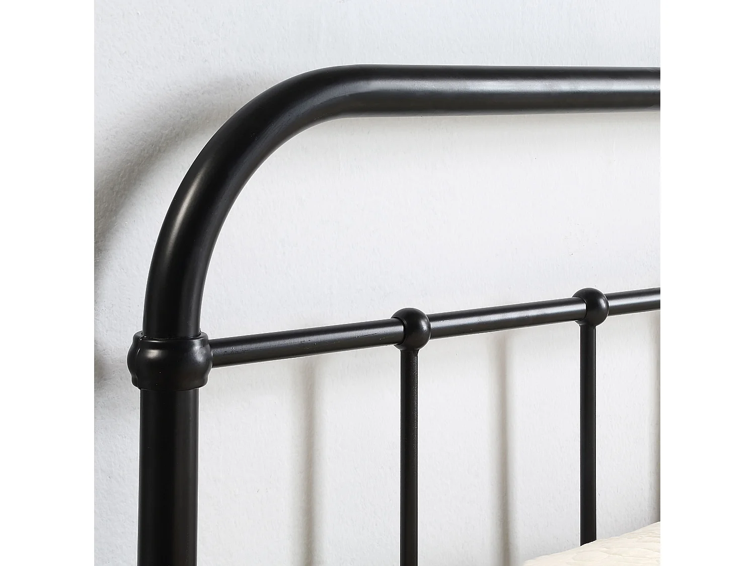 Tewin Vintage Hospital Style Metal Bed Frame w 25cm Deep Pocket Memory Foam Mattress