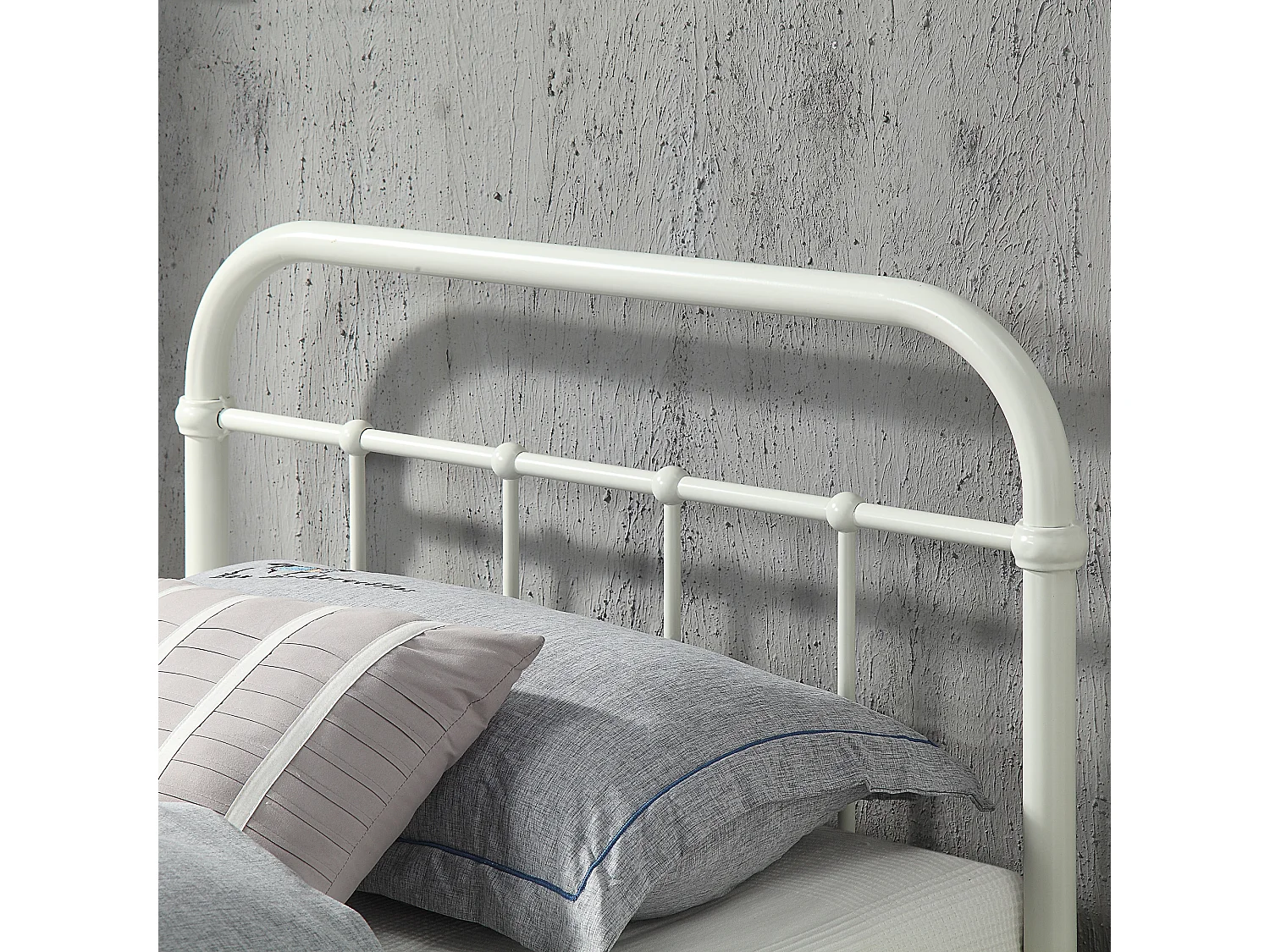 Tewin Vintage Hospital Style Metal Bed Frame w 25cm Deep Pocket Memory Foam Mattress
