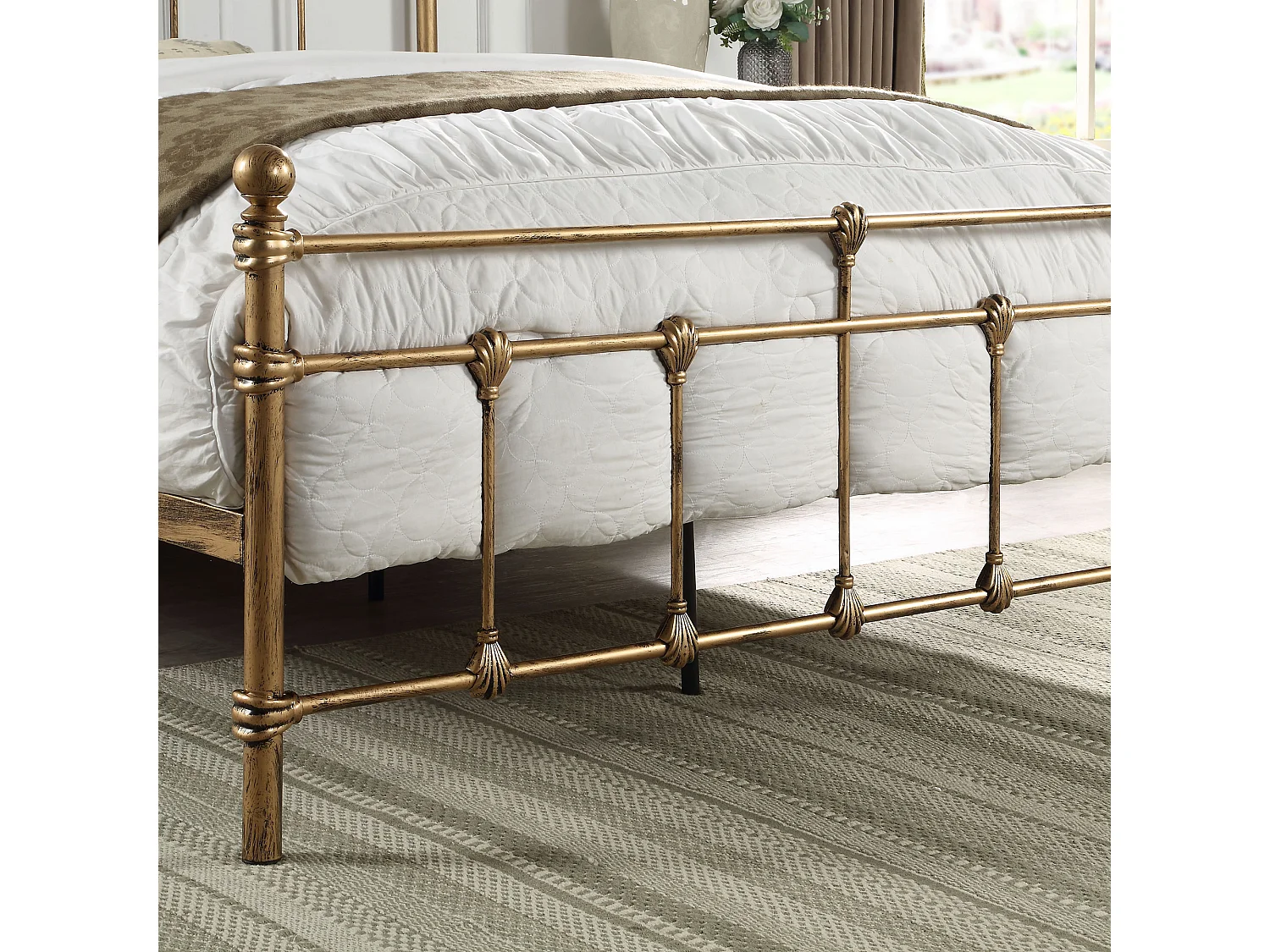 Bayford Traditional Vintage Style Metal Bed Frame w 15cm Comfort Foam Mattress