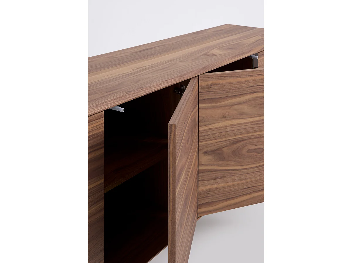 Vitrinekast met 4 deuren, notenhoutfineer, met houten poten