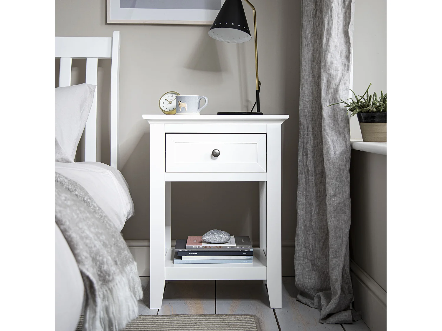 Noa & Nani Karlstad Bedside Table with Drawer in White