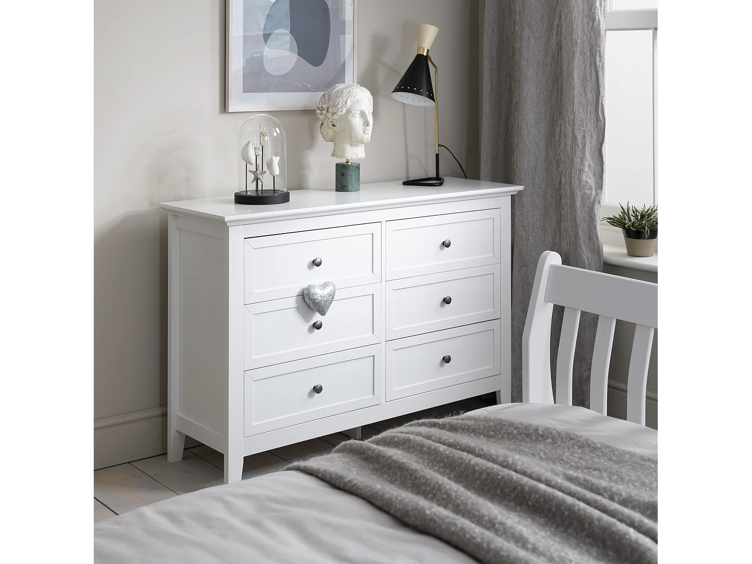 Noa & Nani Karlstad Chest of Drawers 6 Drawer in White