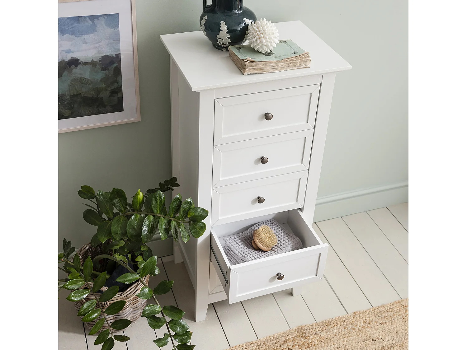 Noa & Nani Karlstad Chest of Drawers 5 Drawer Tall in White