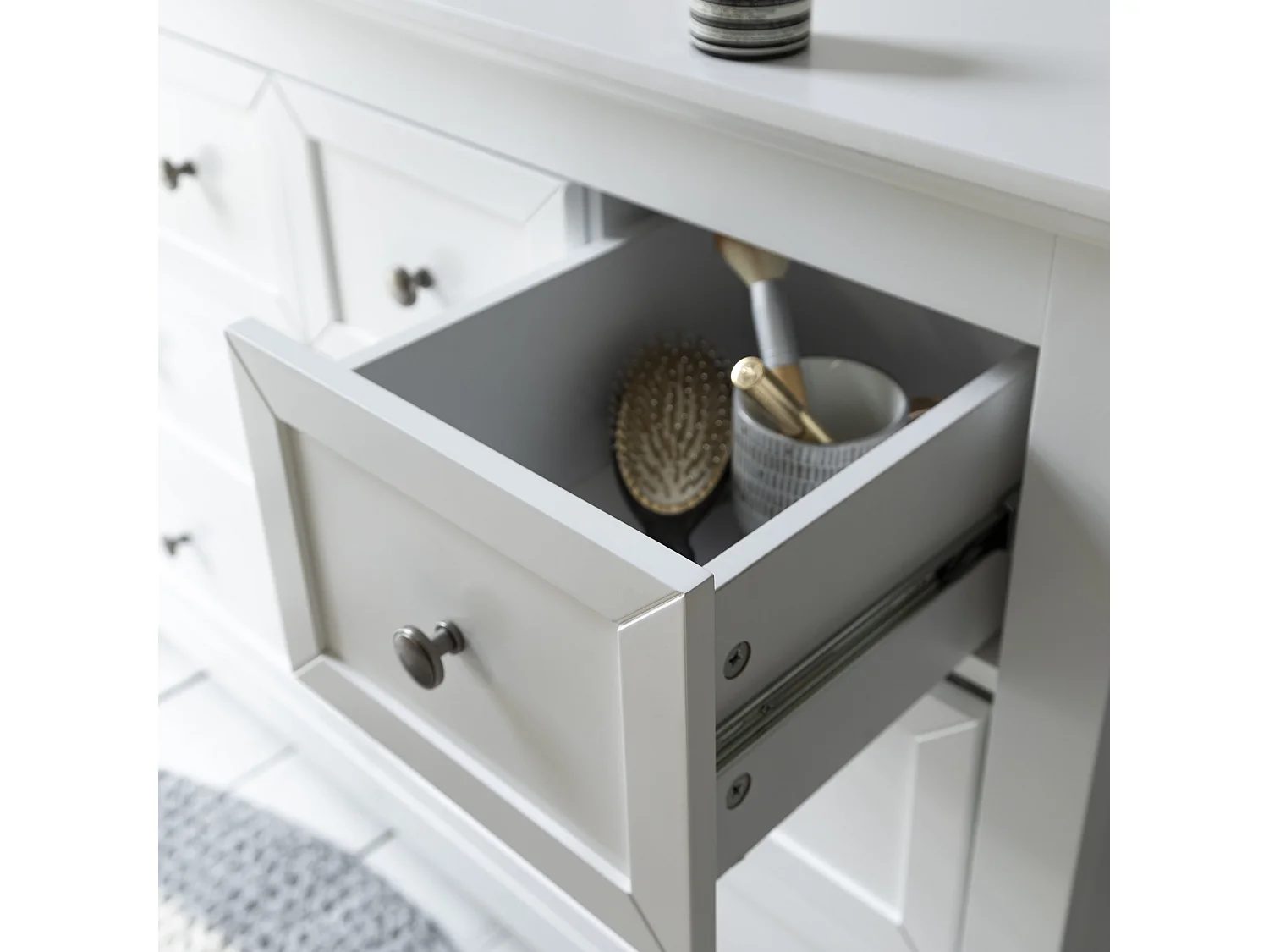 Noa & Nani Karlstad Chest of Drawers 8 Drawer in White