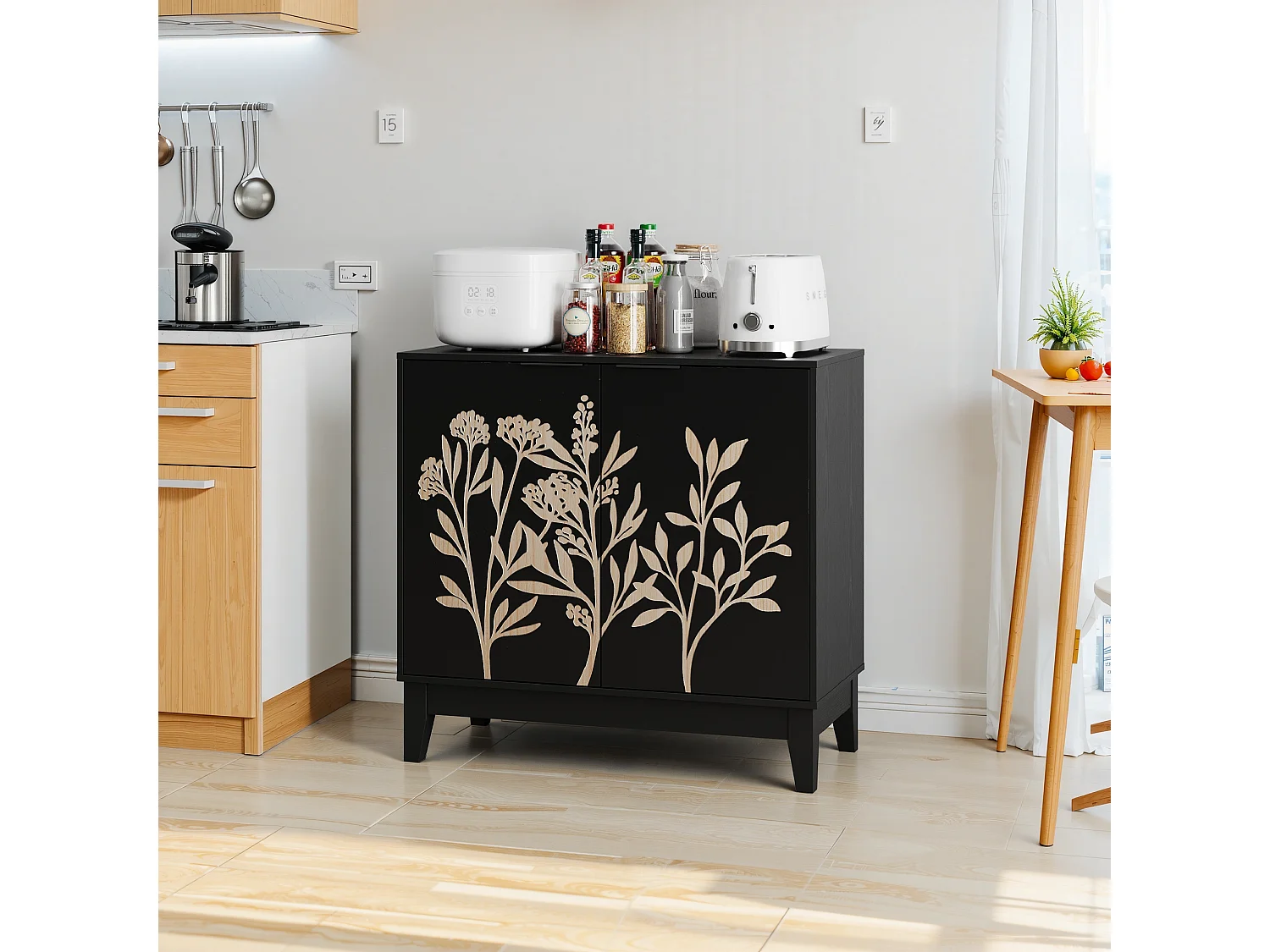 Buffet noir style champêtre à 2 porte avec motifs floraux gaufrés