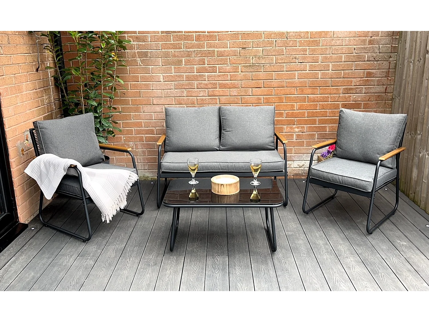 Kendal modern 4 Piece Garden Rattan Set