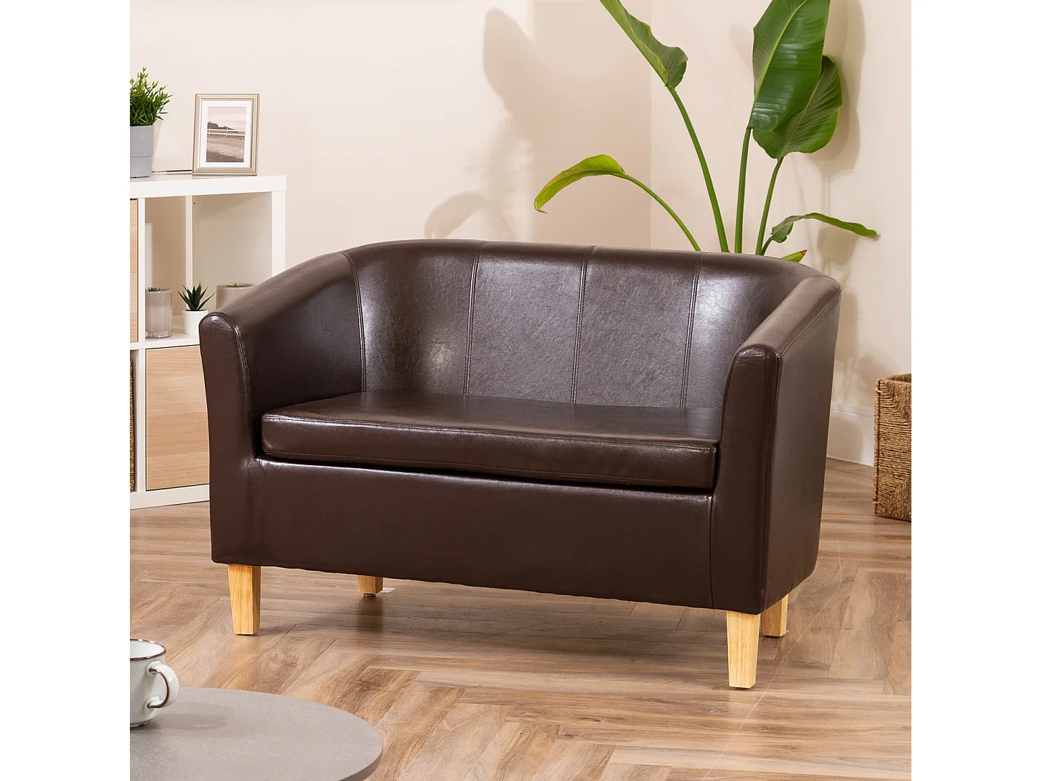 Meriden 2 Seat Tub Sofa