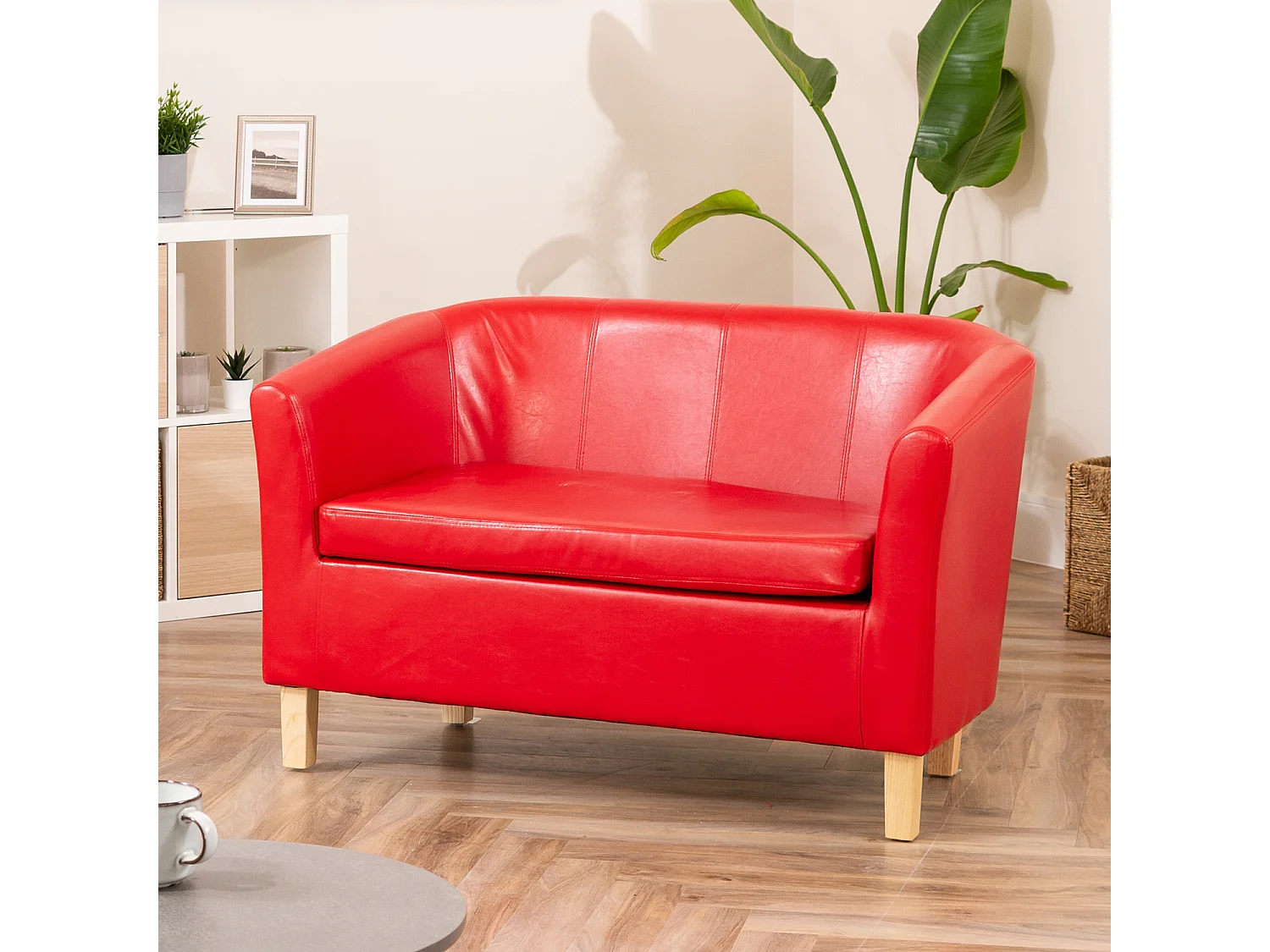 Meriden 2 Seat Tub Sofa