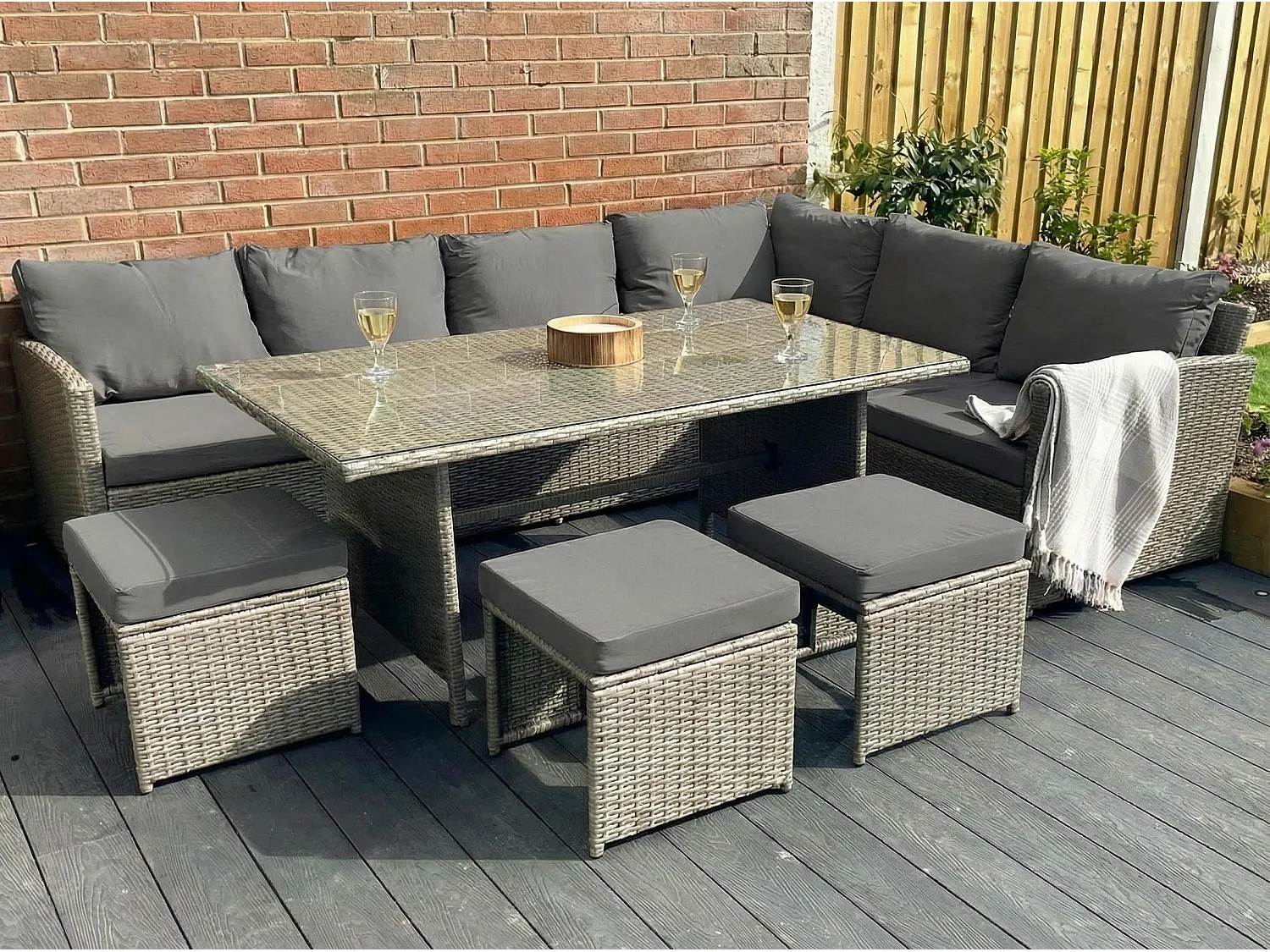 The Knutsford 9 Seat Corner Rattan Dining Set