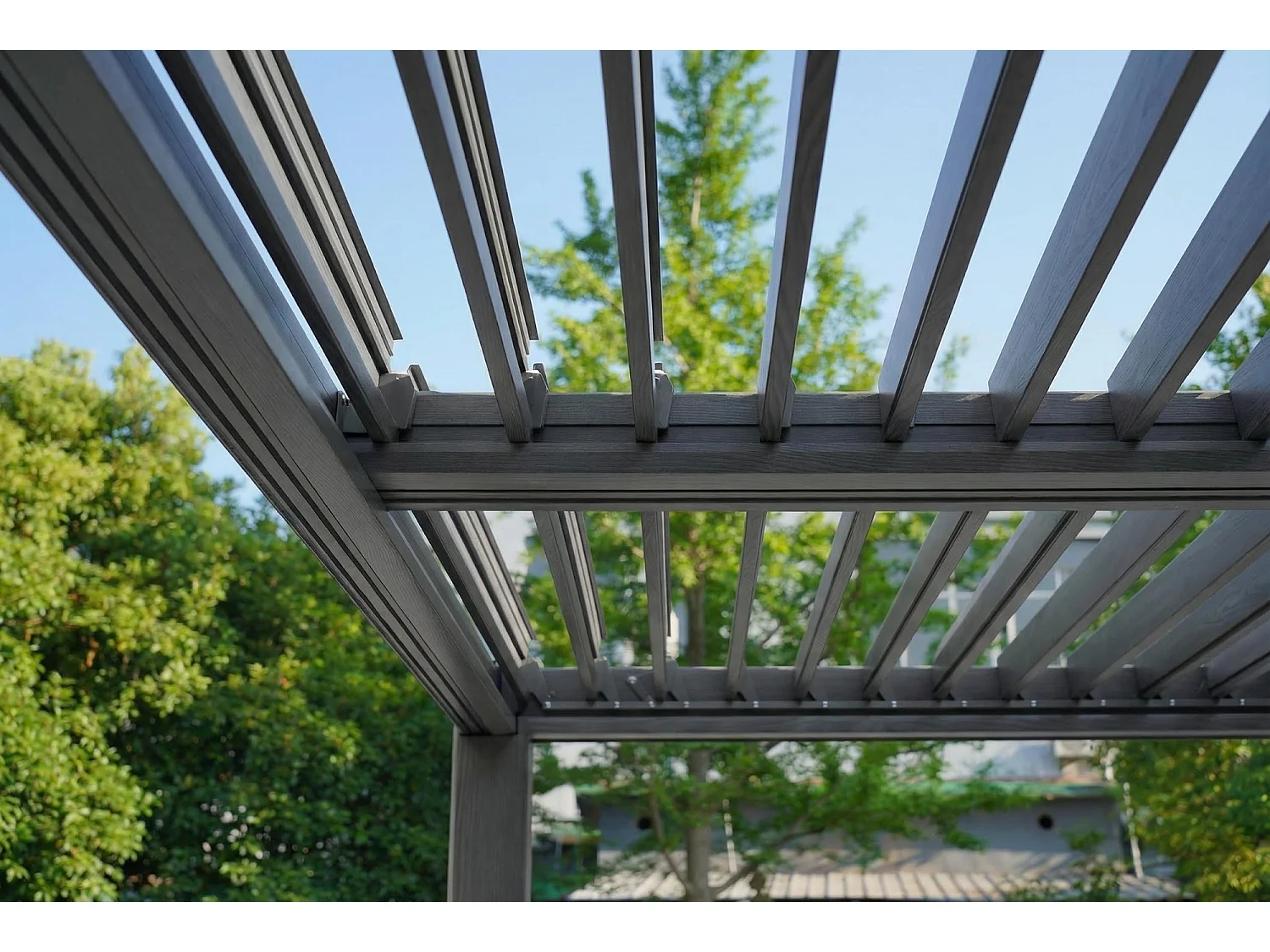 3m x 3m Aluminium Pergola with Manual Louvre Roofing