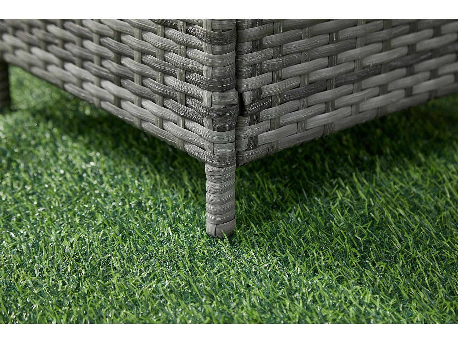 The Tarporley Grey 9 Seat Corner Firepit Rattan Dining Set