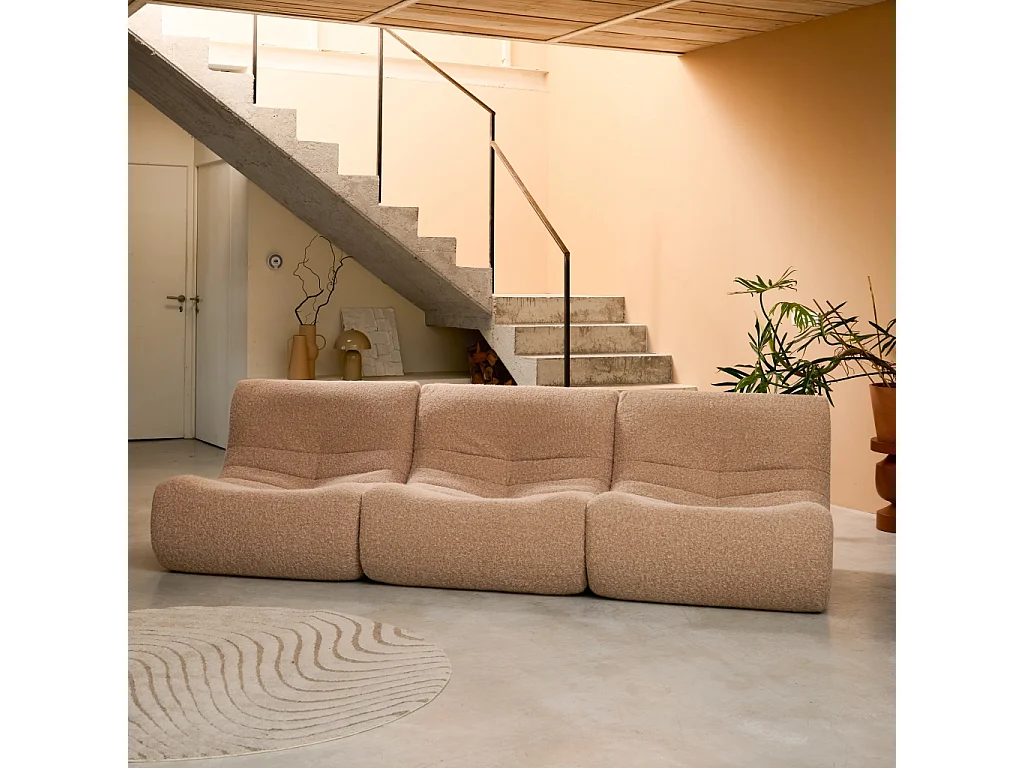 Chauffeuse tissu effet alpaca 3 places. beige. style contemporain. L 91 x P 105 x H 72cm