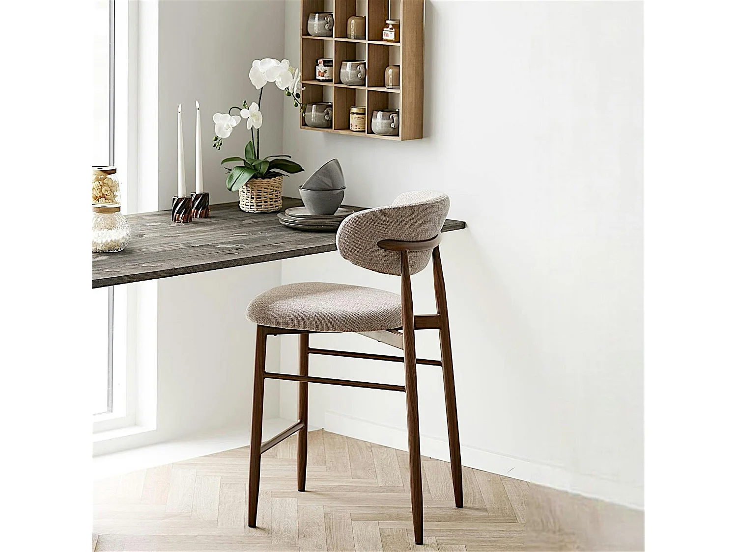 Chaise de bar sable avec repose-pieds effet bois foncé (lot de 2) AMSTERDAM