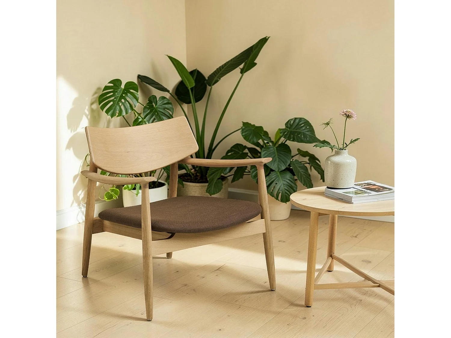 Fauteuil design scandinave en bois de chêne clair AMSTERDAM