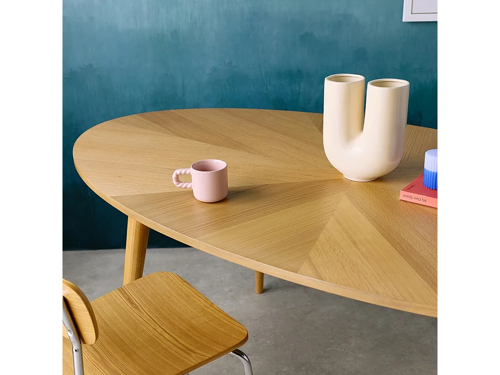 Mesa de comedor ovalada de madera de hevea y chapa de roble para 6