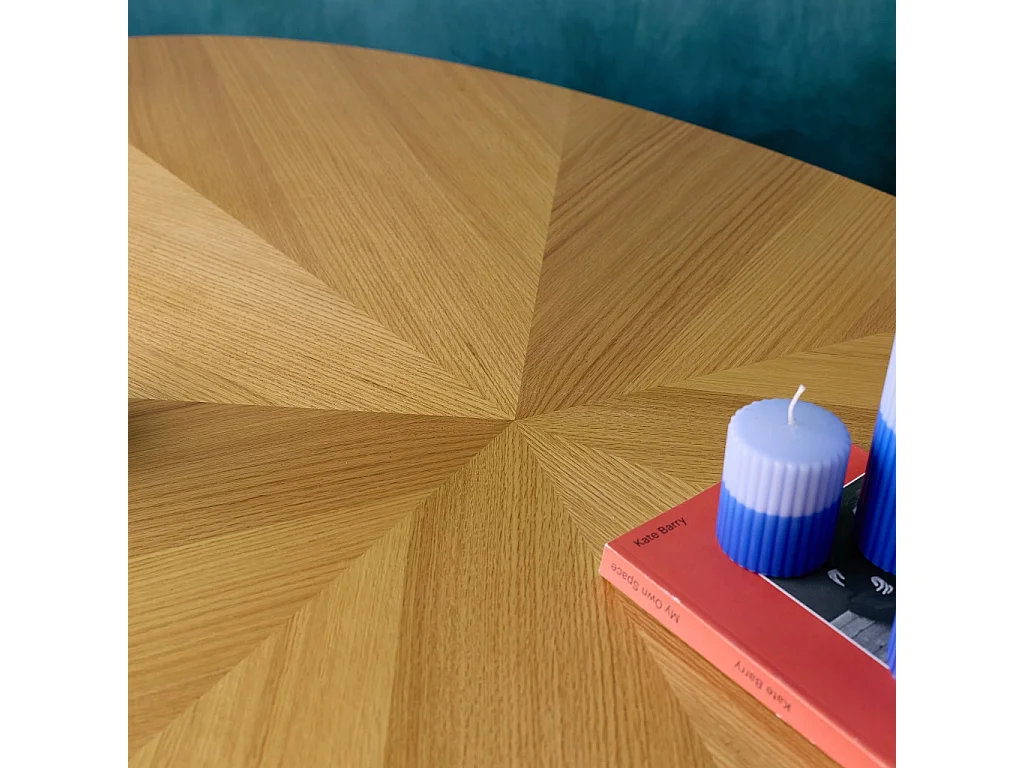 Mesa de comedor ovalada de madera de hevea y chapa de roble para 6