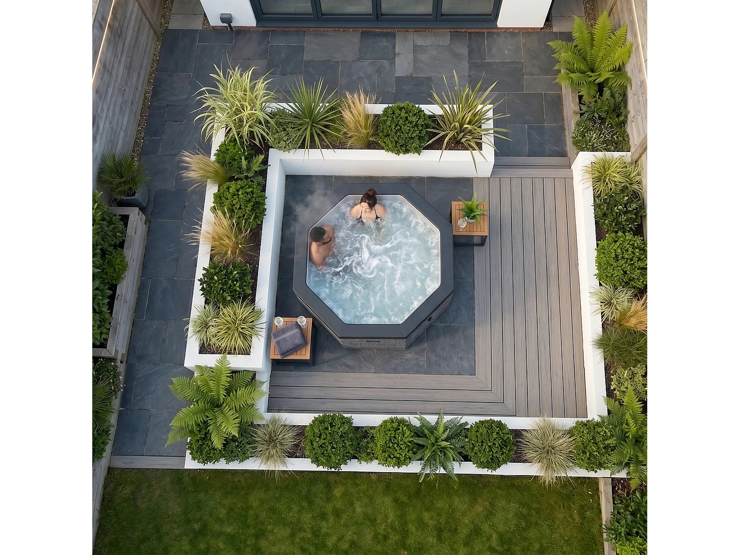 Wave Como 6-Person Octagonal Foam-Insulated Hot Tub & Spa | Anthracite Grey