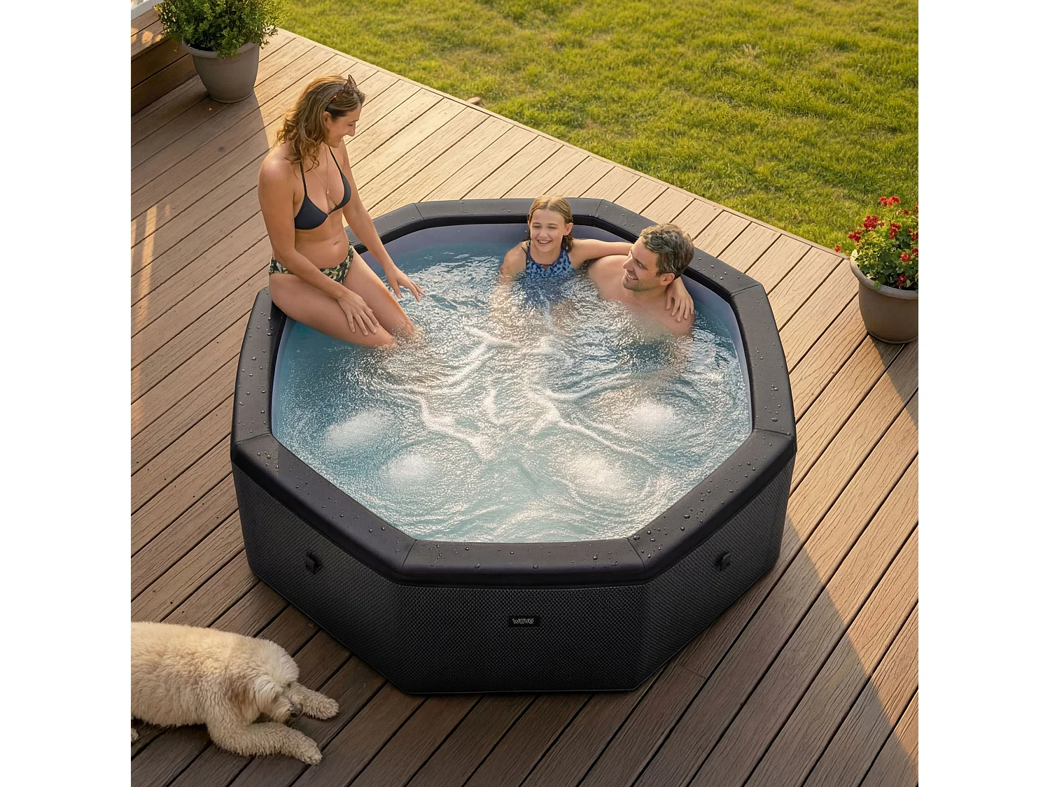 Wave Como 6-Person Octagonal Foam-Insulated Hot Tub & Spa | Black