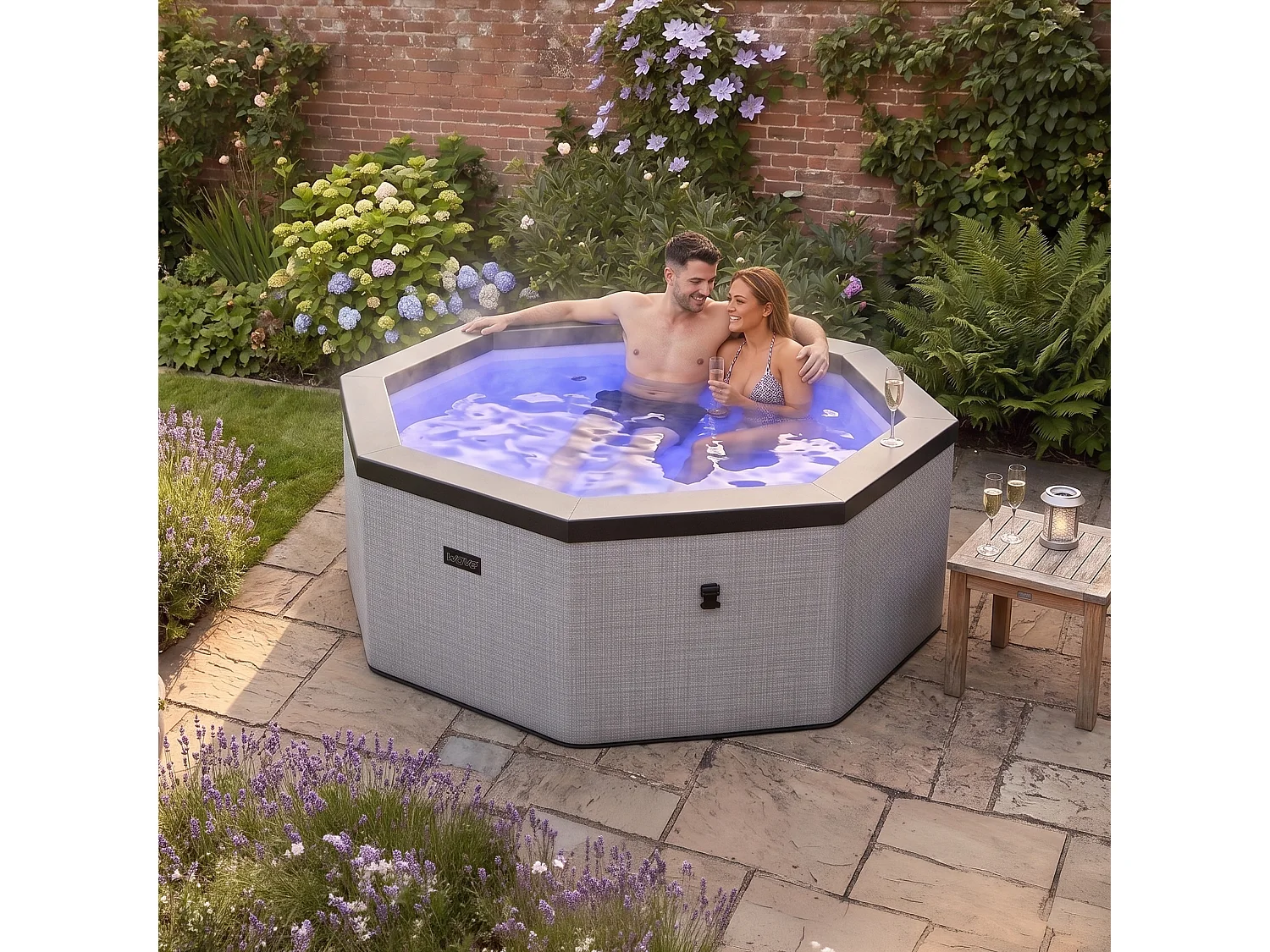 Wave Como 6-Person Octagonal Foam-Insulated Hot Tub & Spa | Light Grey