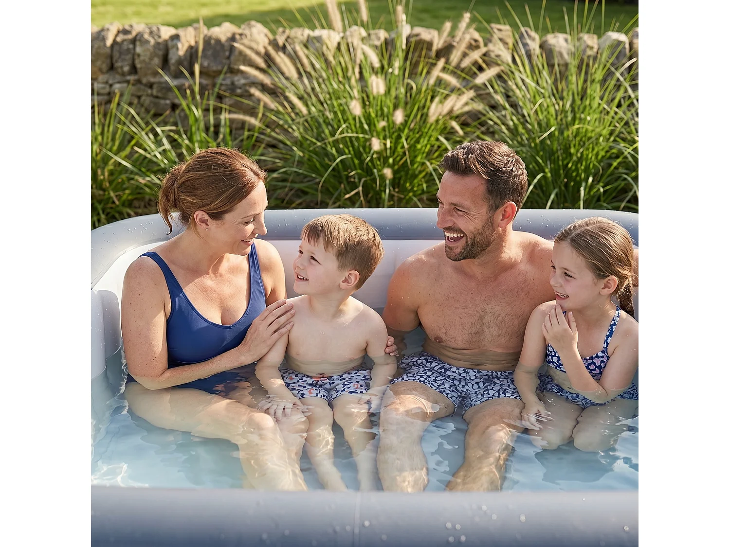 Wave Pacific | 4-6 Person Square Inflatable Hot Tub | EnergySave Bundle