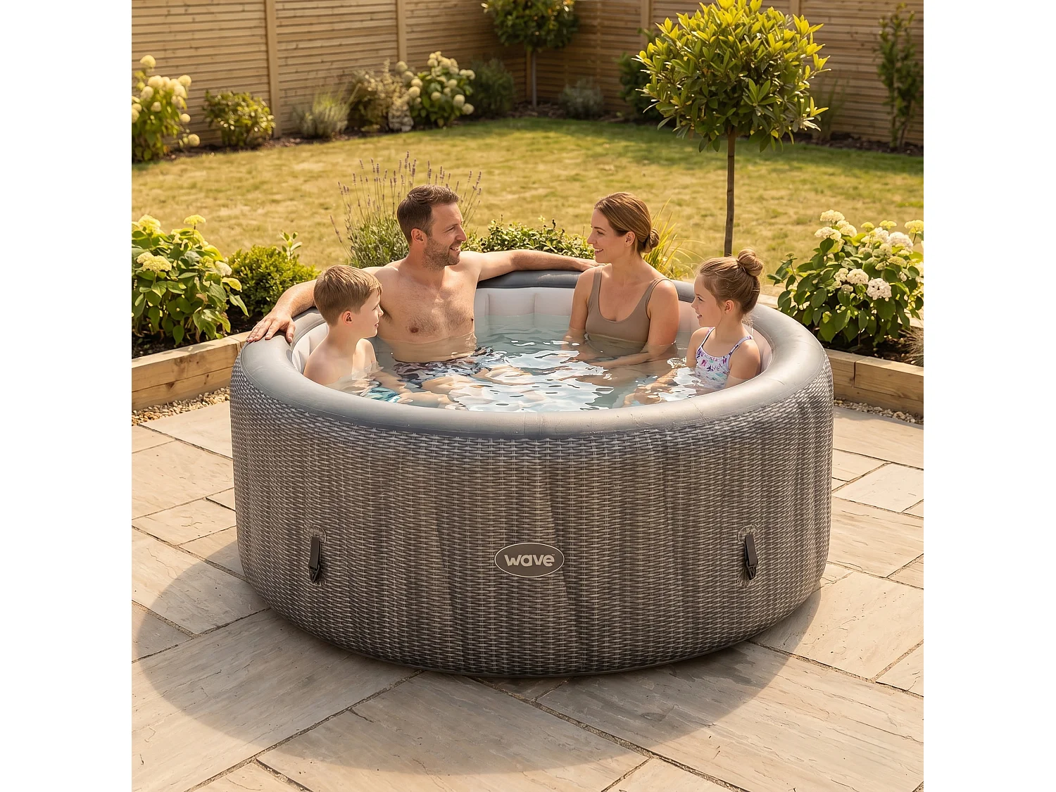 Wave Atlantic | 4-6 Person Round Inflatable Hot Tub