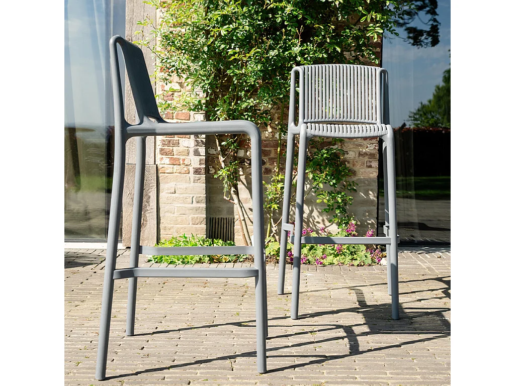 Lot de 2 Chaises hautes de jardin en résine Gris ANDREA