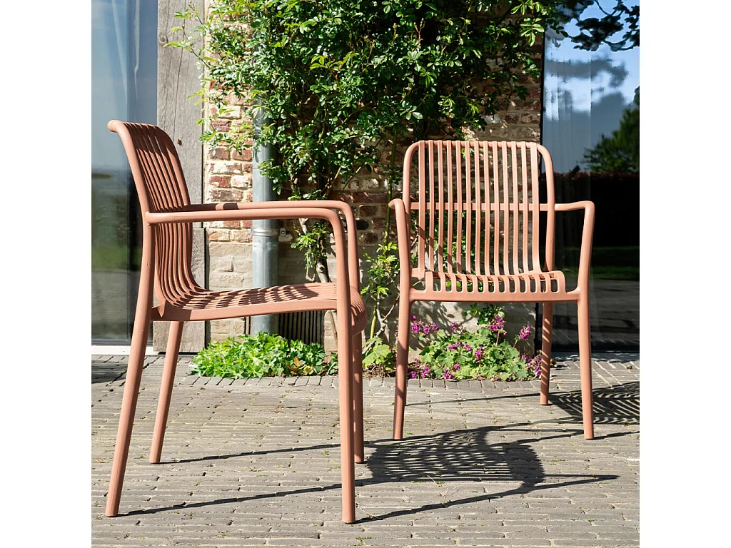 Lot de 2 chaises de jardin en résine Terracotta PALOMA