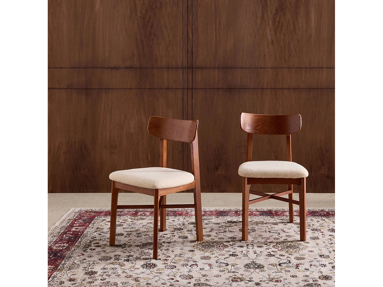 Lot de 2 chaises vintage bois d'hévéa et bouclette noyer - Théa