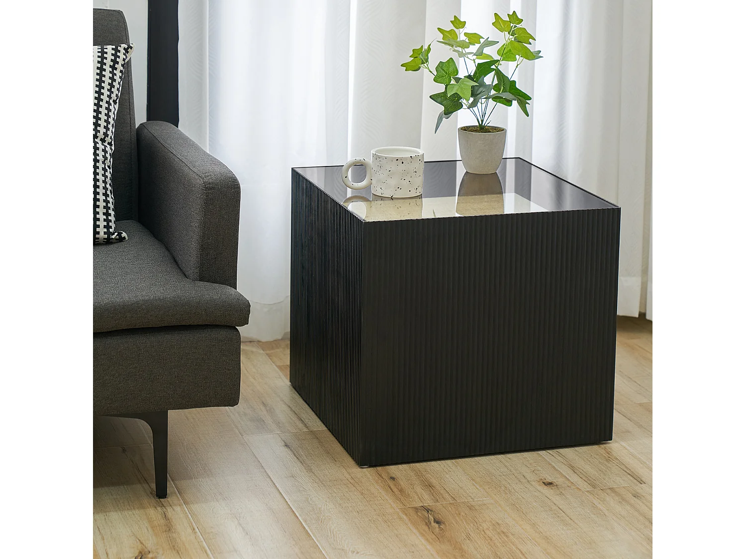 Table d'appoint SVITA EVA table de salon carrée 50x50 cm aspect rotin bois de paulownia noir/naturel