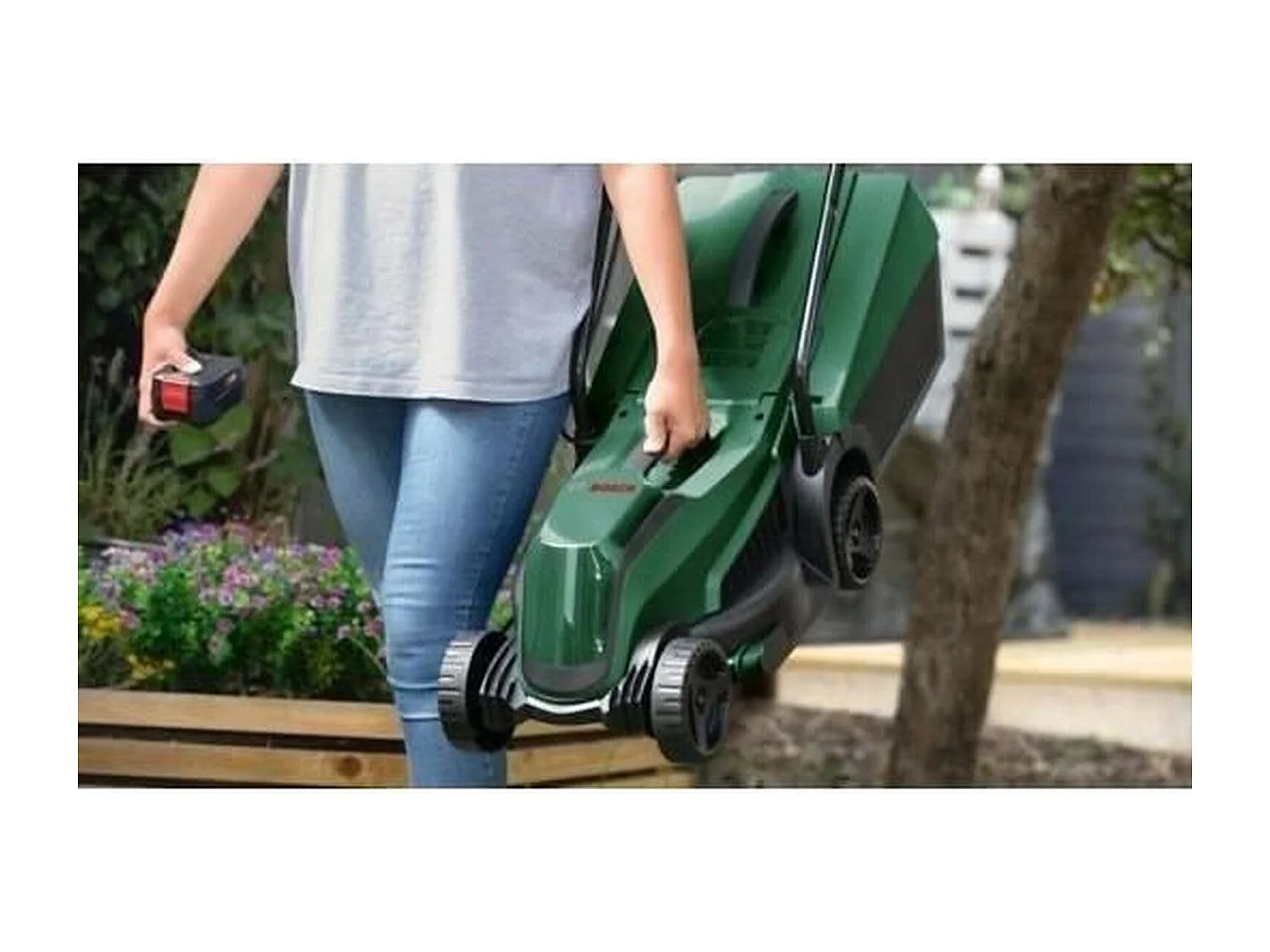 Tondeuse Easy Mower 18V-32-200 - largeur de coupe 32 cm sans batterie ni chargeur