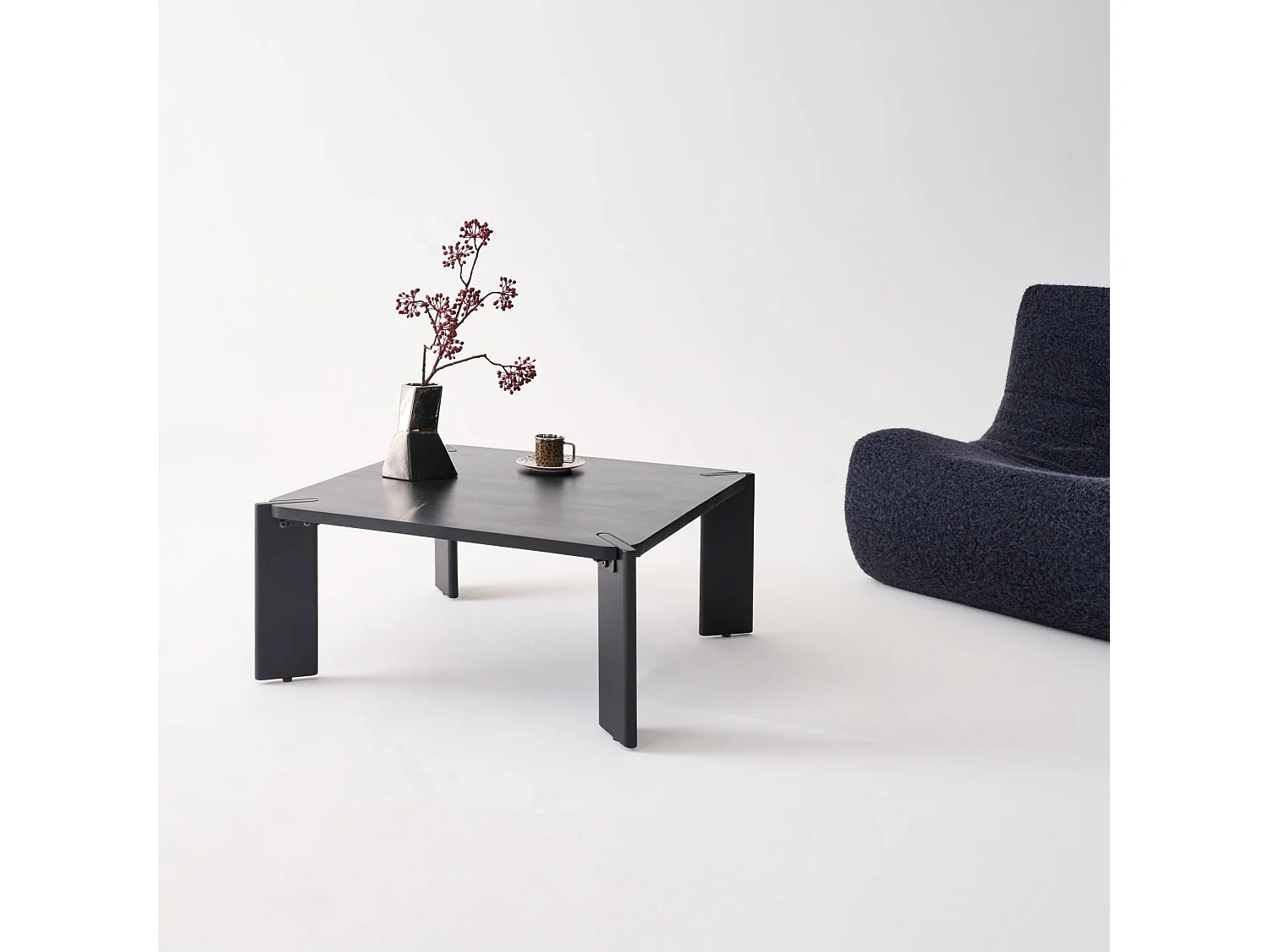 Mesa de centro exótica cuadrada de madera maciza negro