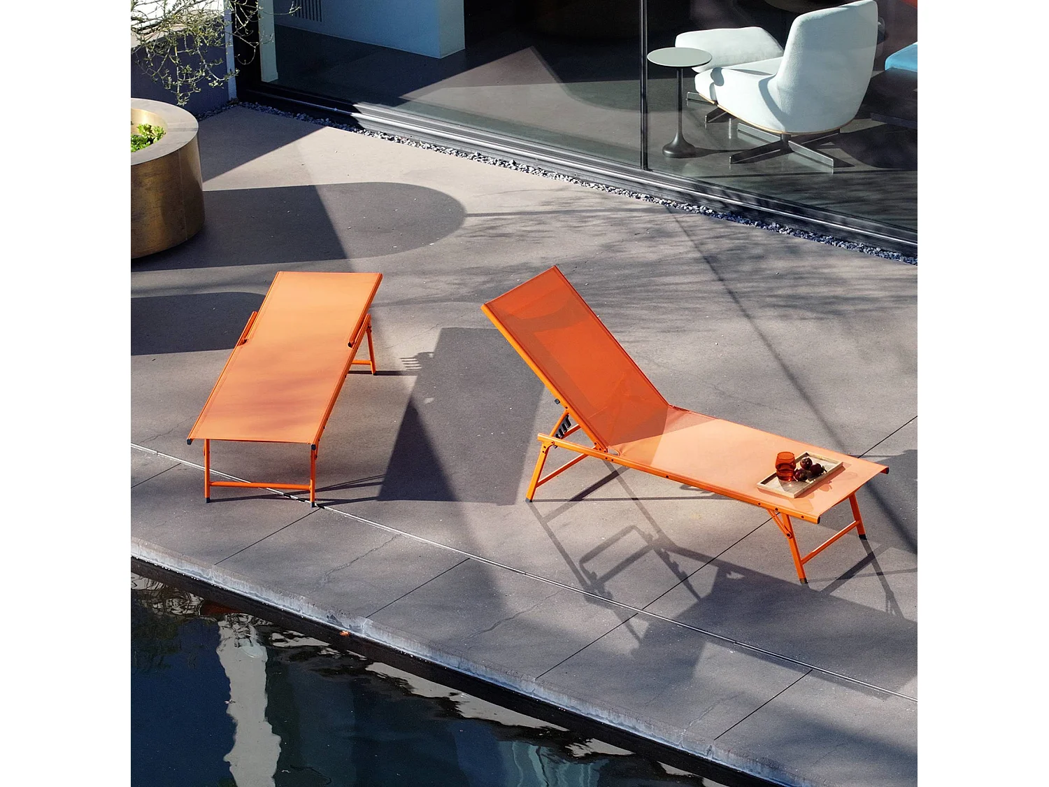 Lot de 2 bains de soleil acier textilène inclinable 4 positions Tropea orange. 165 x 54.5 x 82.5 cm
