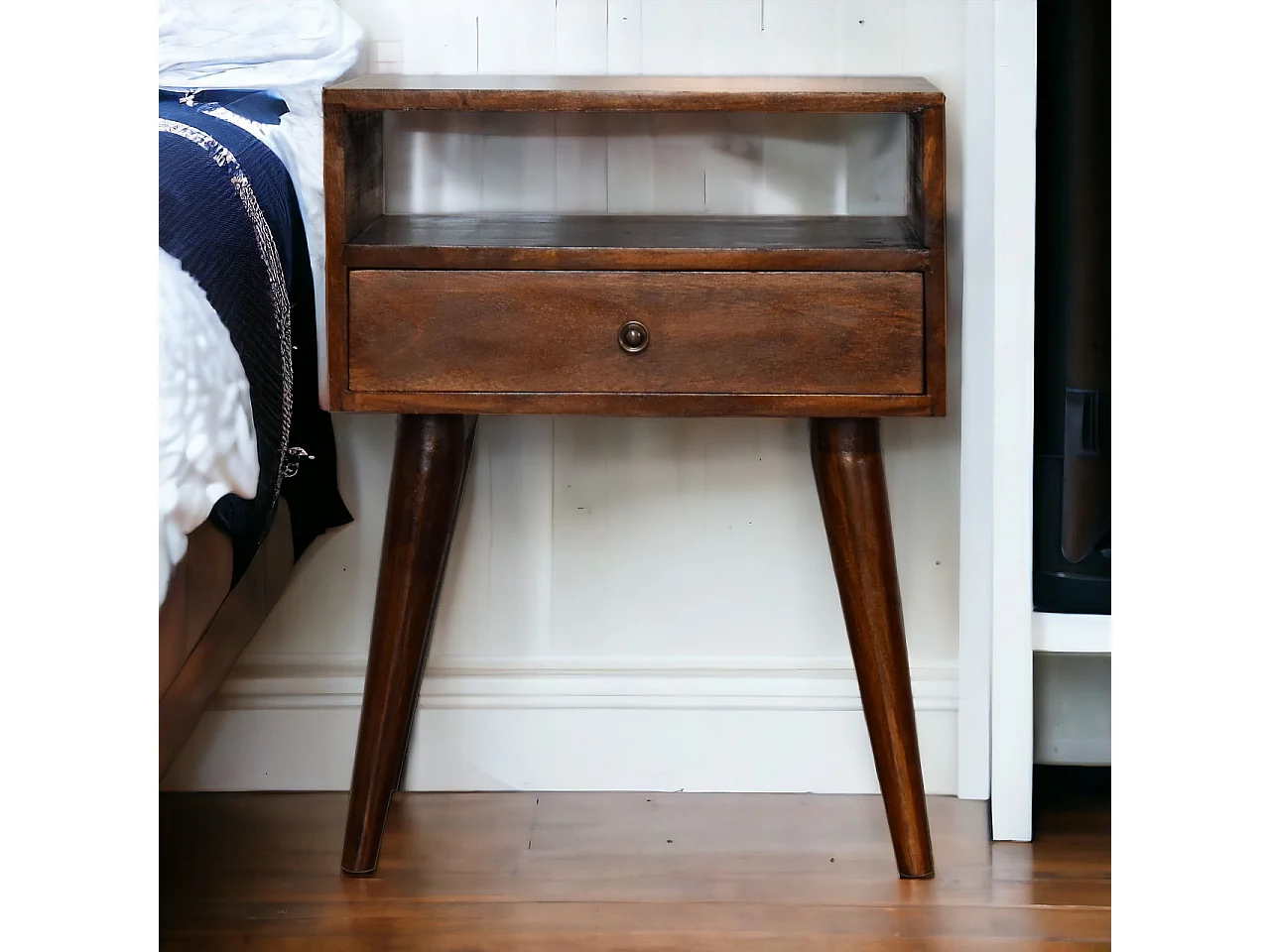 Artisan Furniture Solid Wood Modern Chestnut Solid Wood Bedside