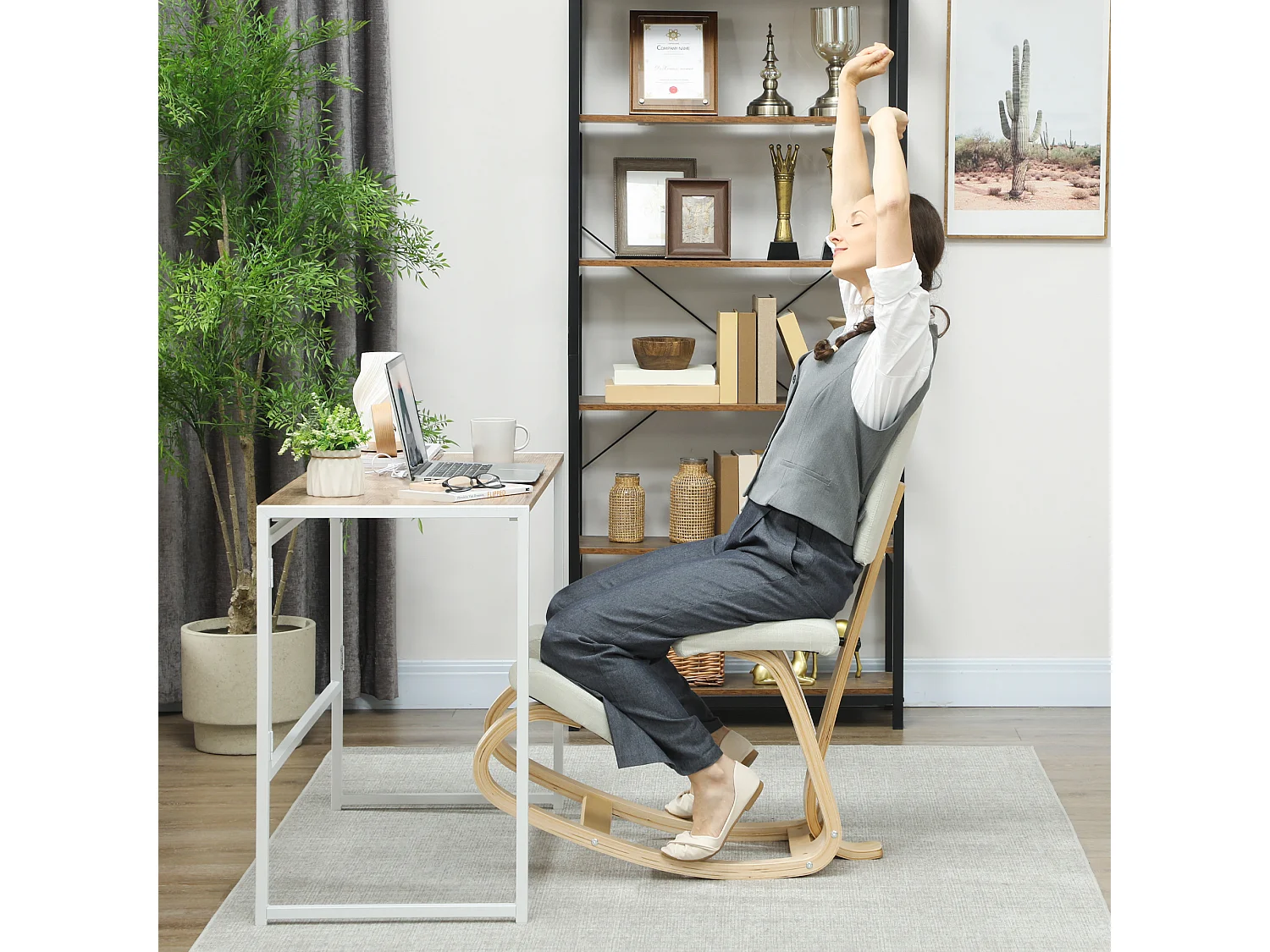 Siège ergonomique - siège assis-genoux - chaise assis genoux avec dossier - bois bouleau tissu blanc cassé